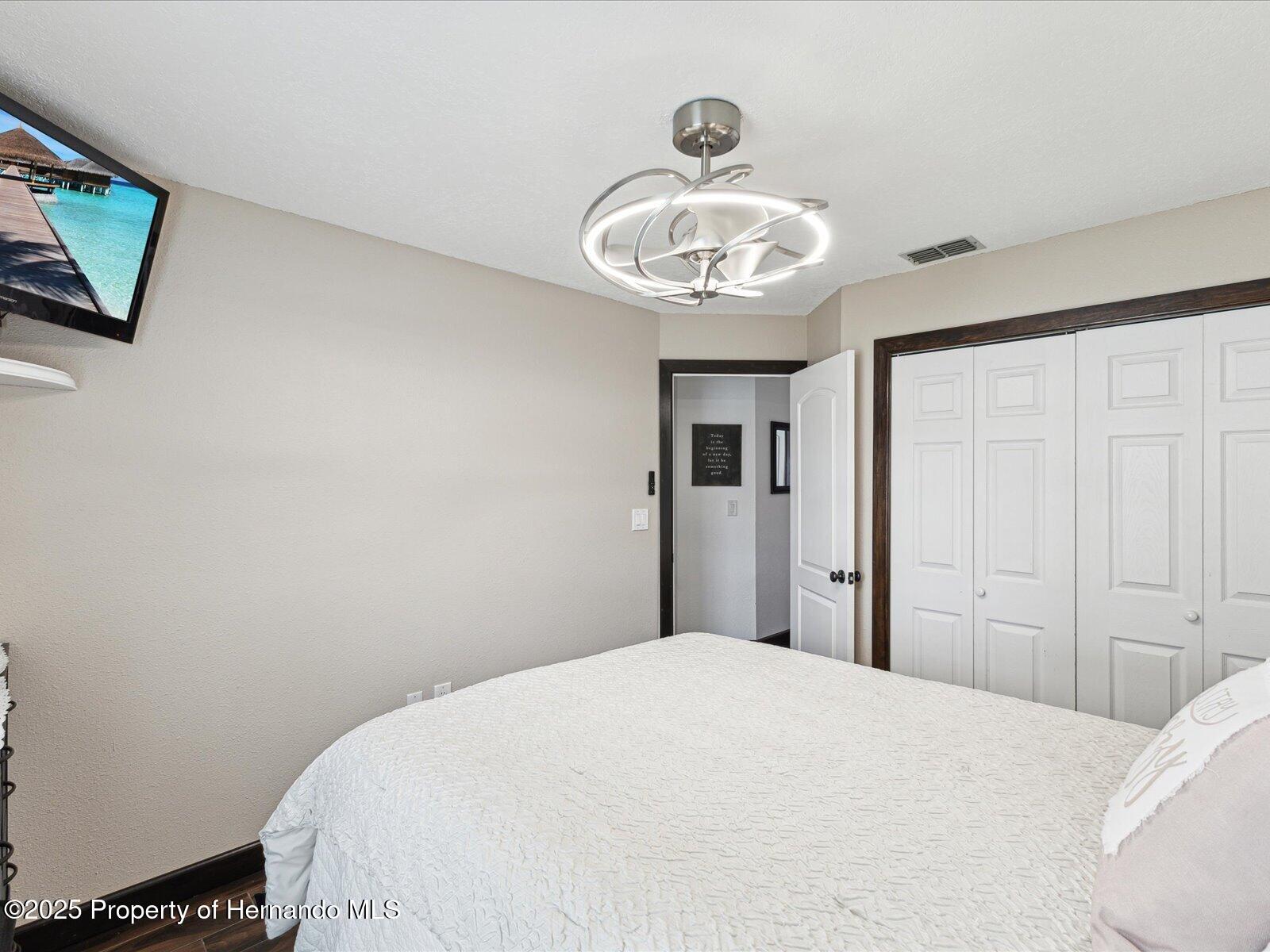 13052 Drysdale Street, Spring Hill, Florida image 38