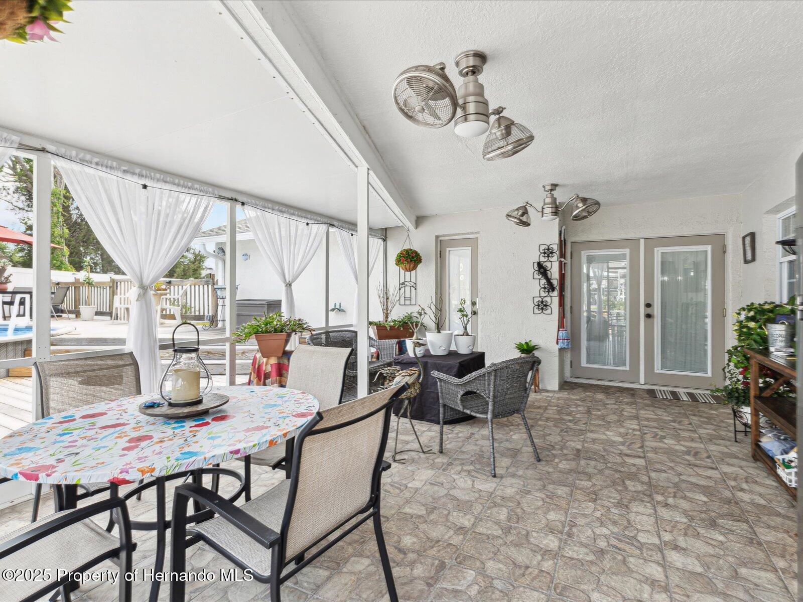 13052 Drysdale Street, Spring Hill, Florida image 45