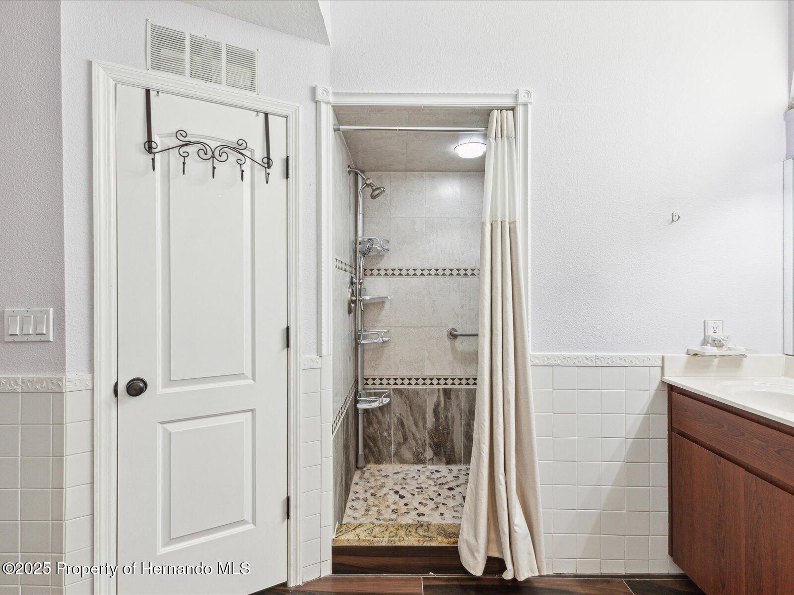 13052 Drysdale Street, Spring Hill, Florida image 23