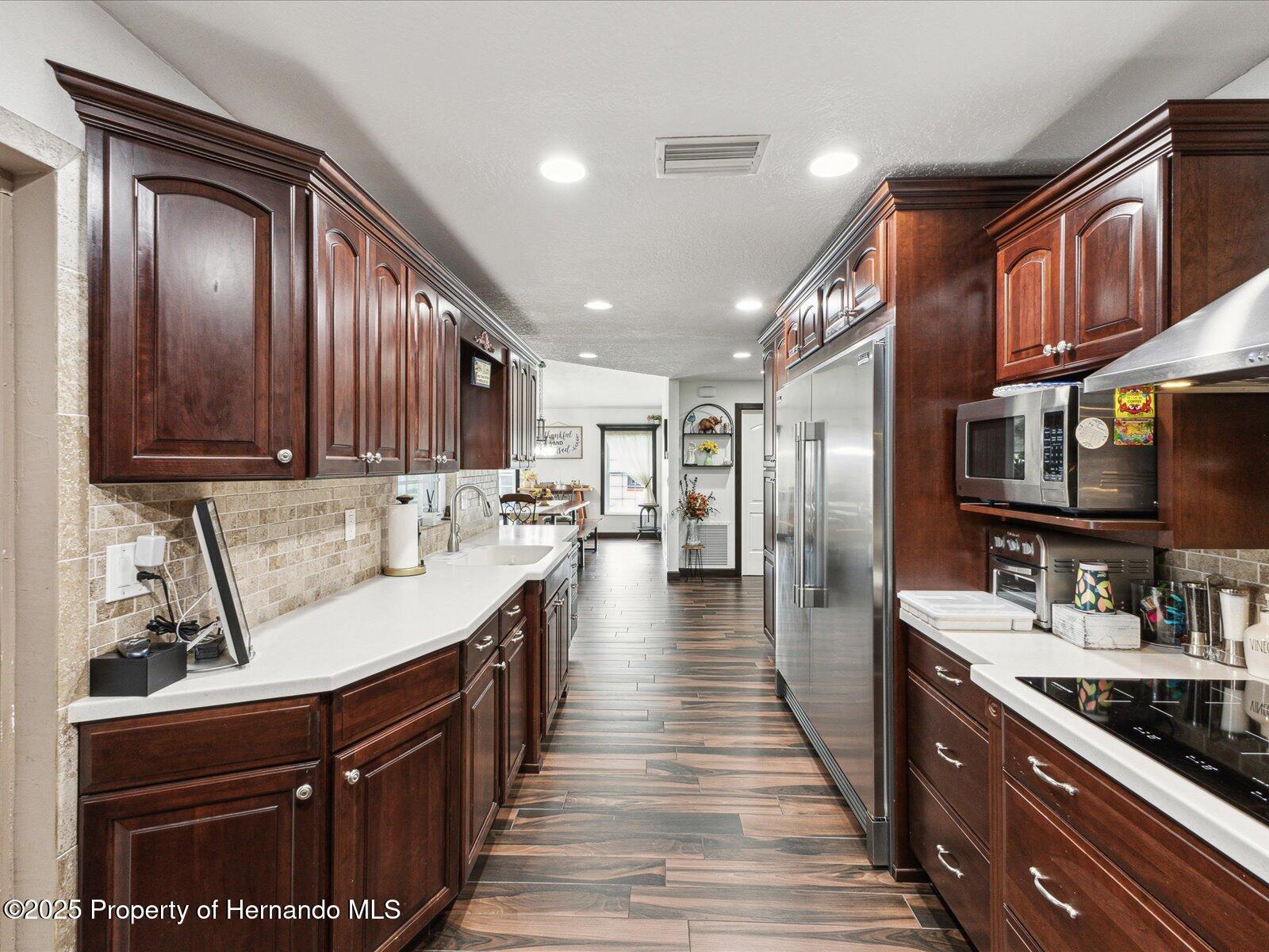 13052 Drysdale Street, Spring Hill, Florida image 27