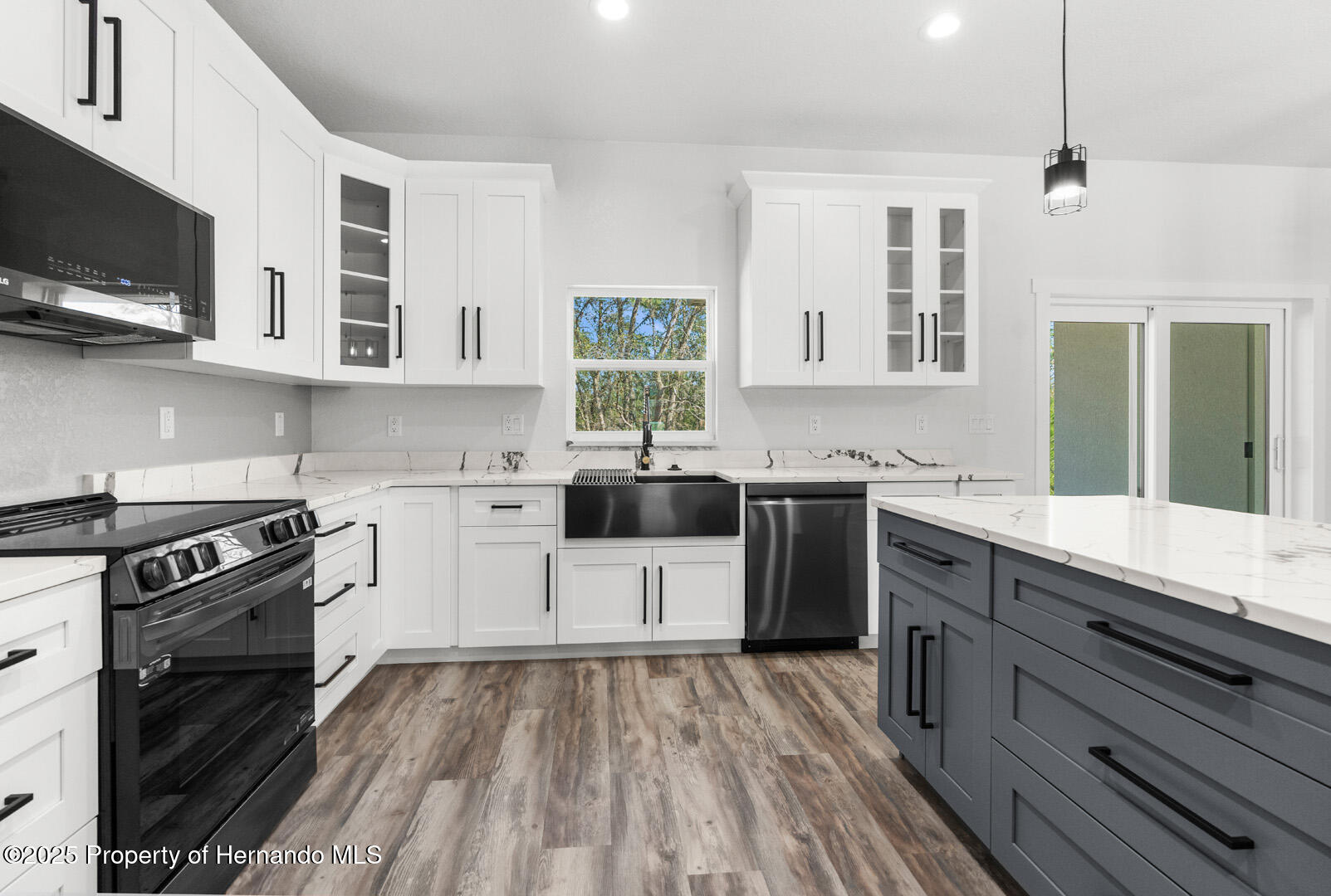 10379 Golden Avenue, Weeki Wachee, Florida image 15