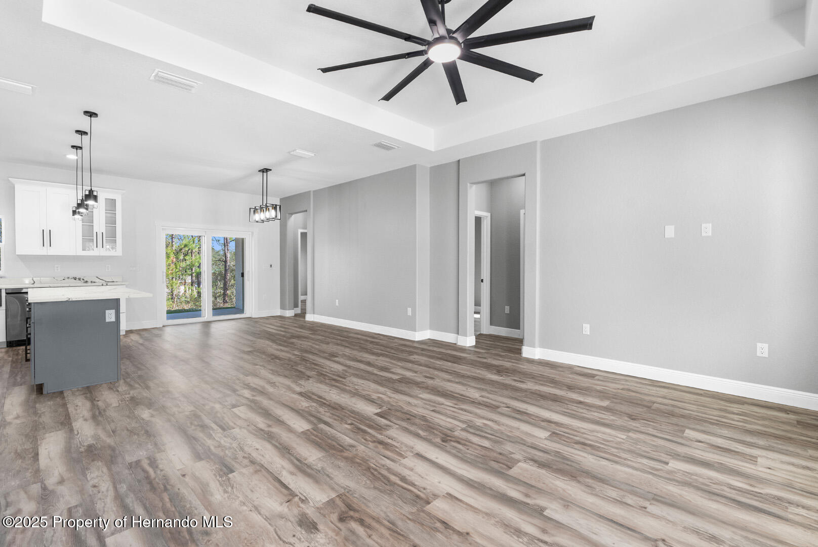 10379 Golden Avenue, Weeki Wachee, Florida image 5