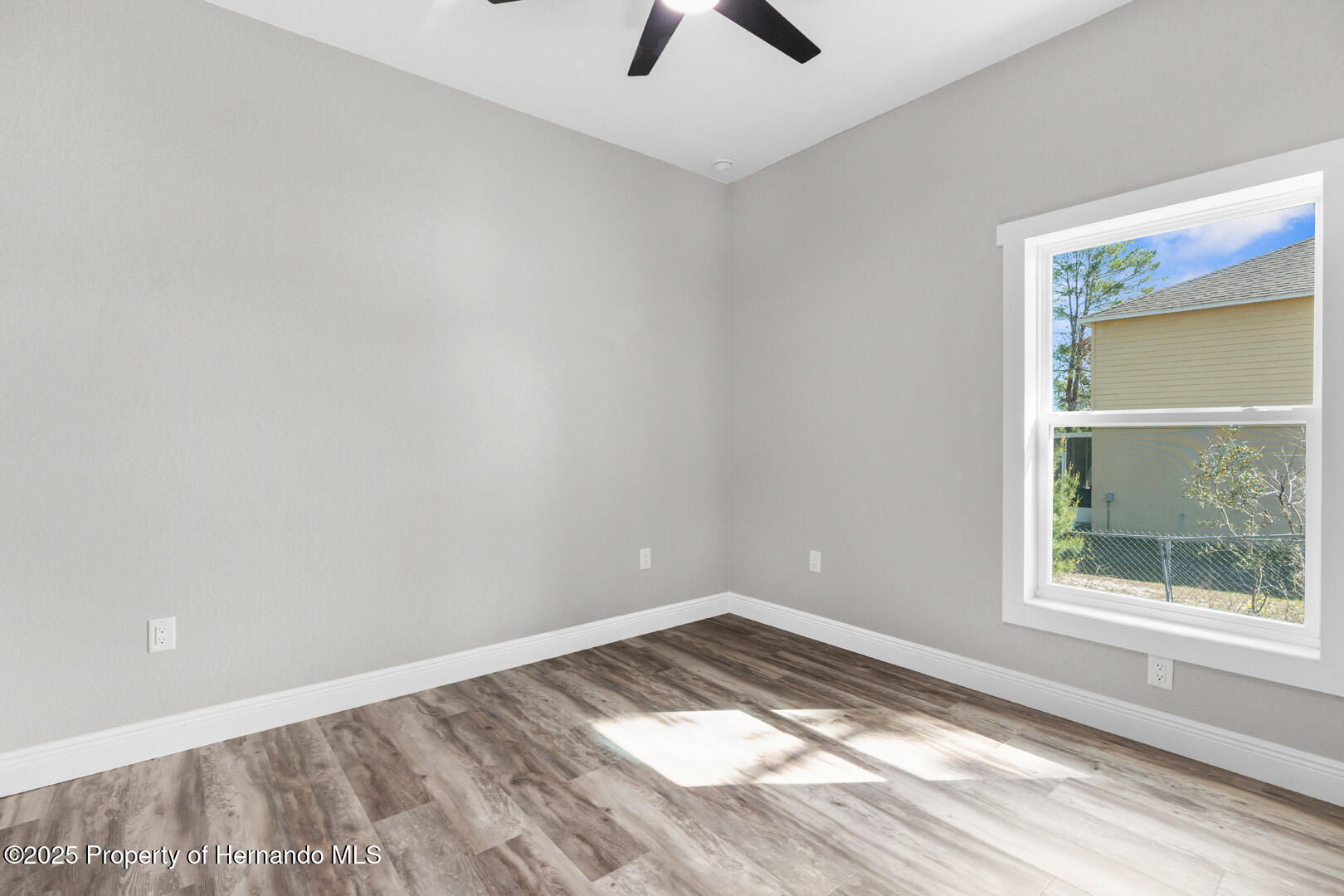 10379 Golden Avenue, Weeki Wachee, Florida image 16
