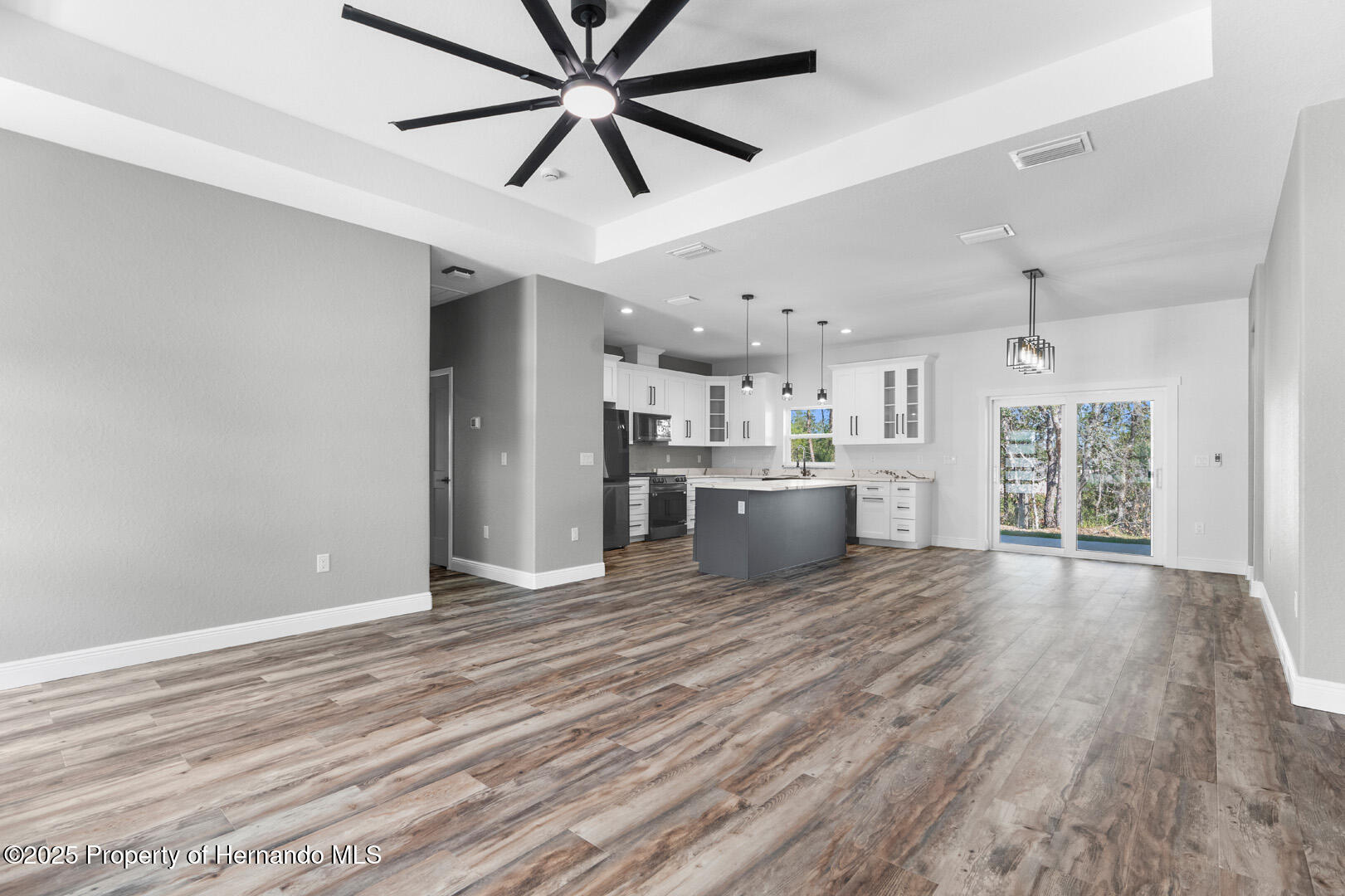 10379 Golden Avenue, Weeki Wachee, Florida image 4