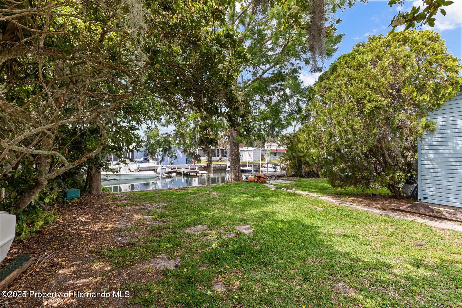 5266 Palisade Drive, Weeki Wachee, Florida image 38