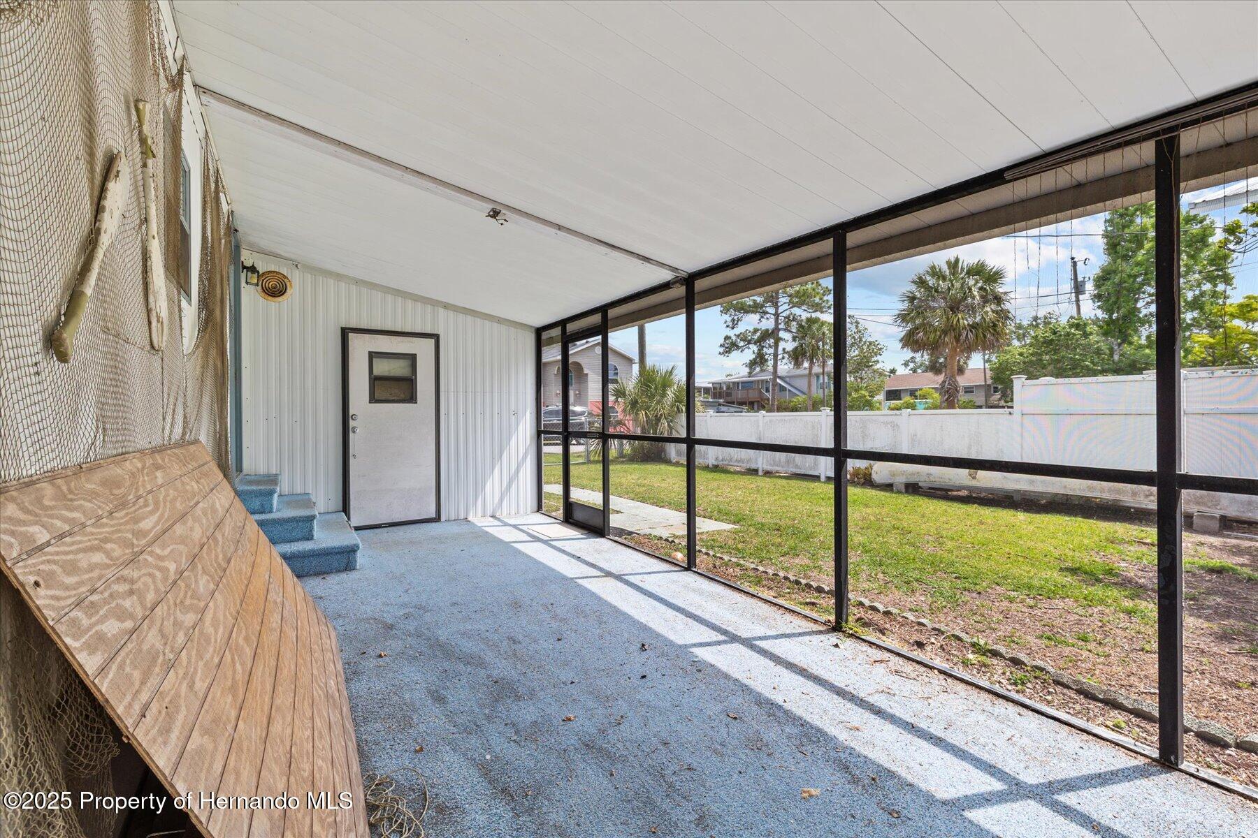 5266 Palisade Drive, Weeki Wachee, Florida image 23