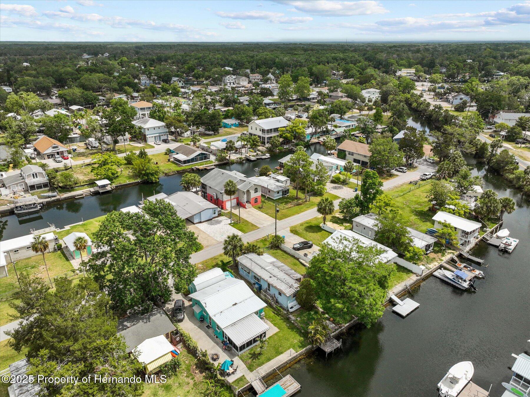 5266 Palisade Drive, Weeki Wachee, Florida image 8