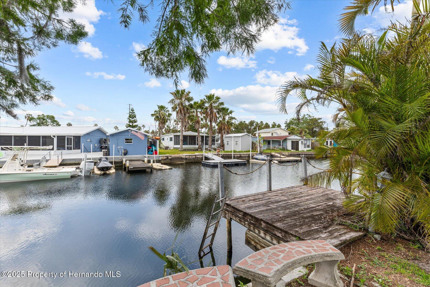 5266 Palisade Drive, Weeki Wachee, Florida image 4