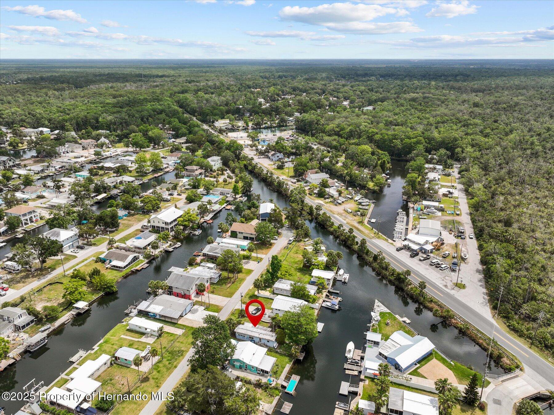 5266 Palisade Drive, Weeki Wachee, Florida image 10