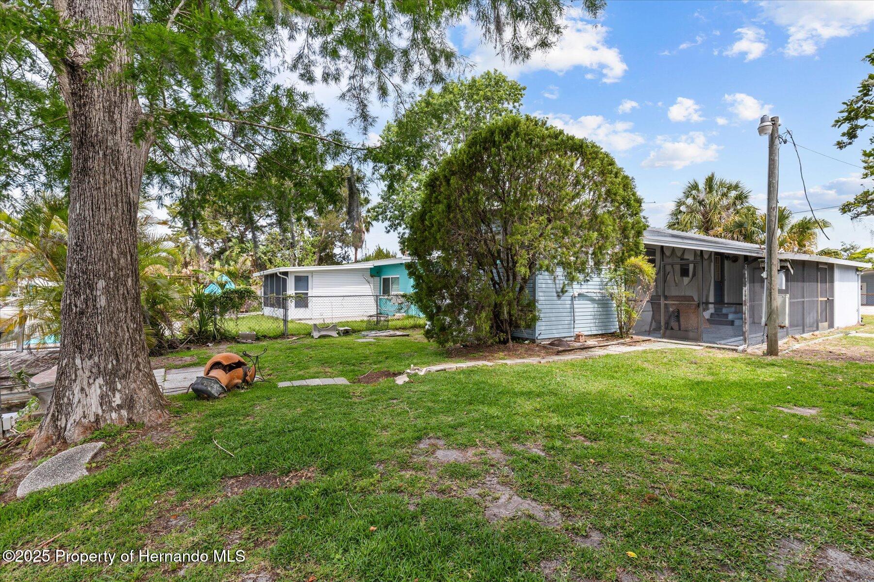 5266 Palisade Drive, Weeki Wachee, Florida image 39