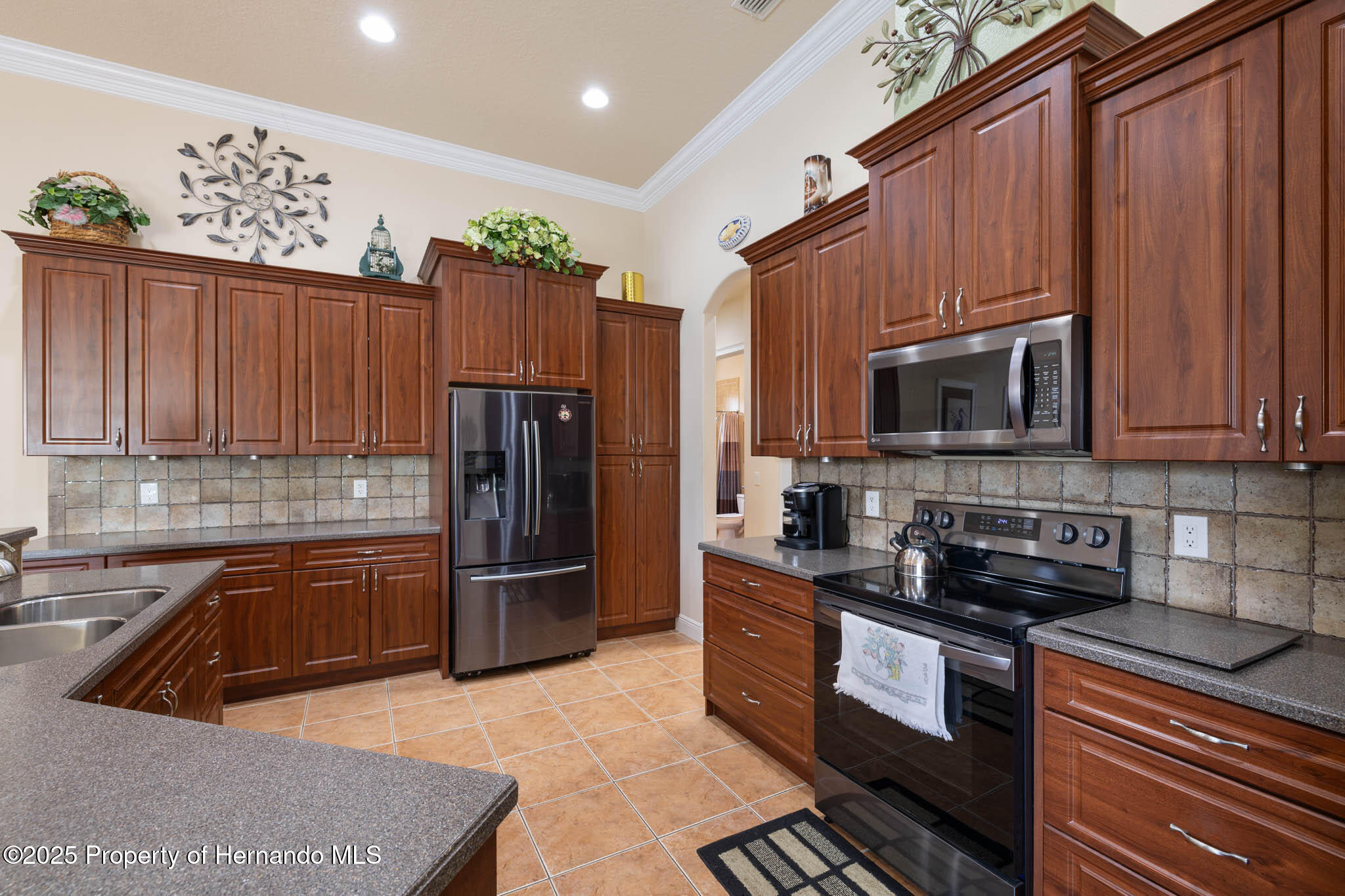 8308 Mobile Circle, Weeki Wachee, Florida image 10