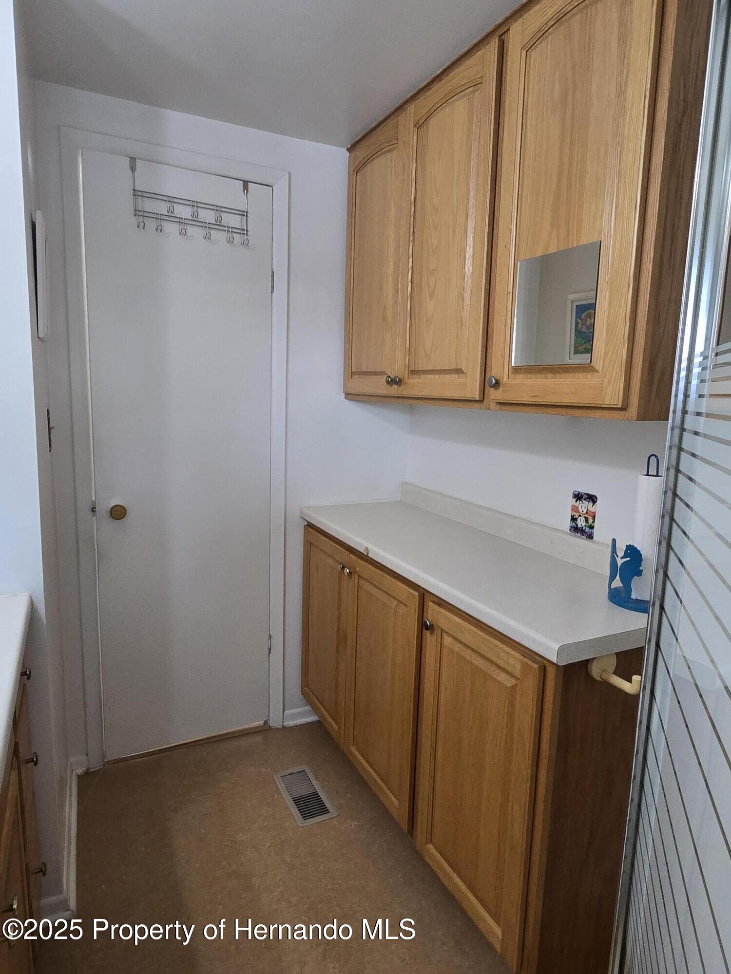 7366 First Loop Avenue, Brooksville, Florida image 31