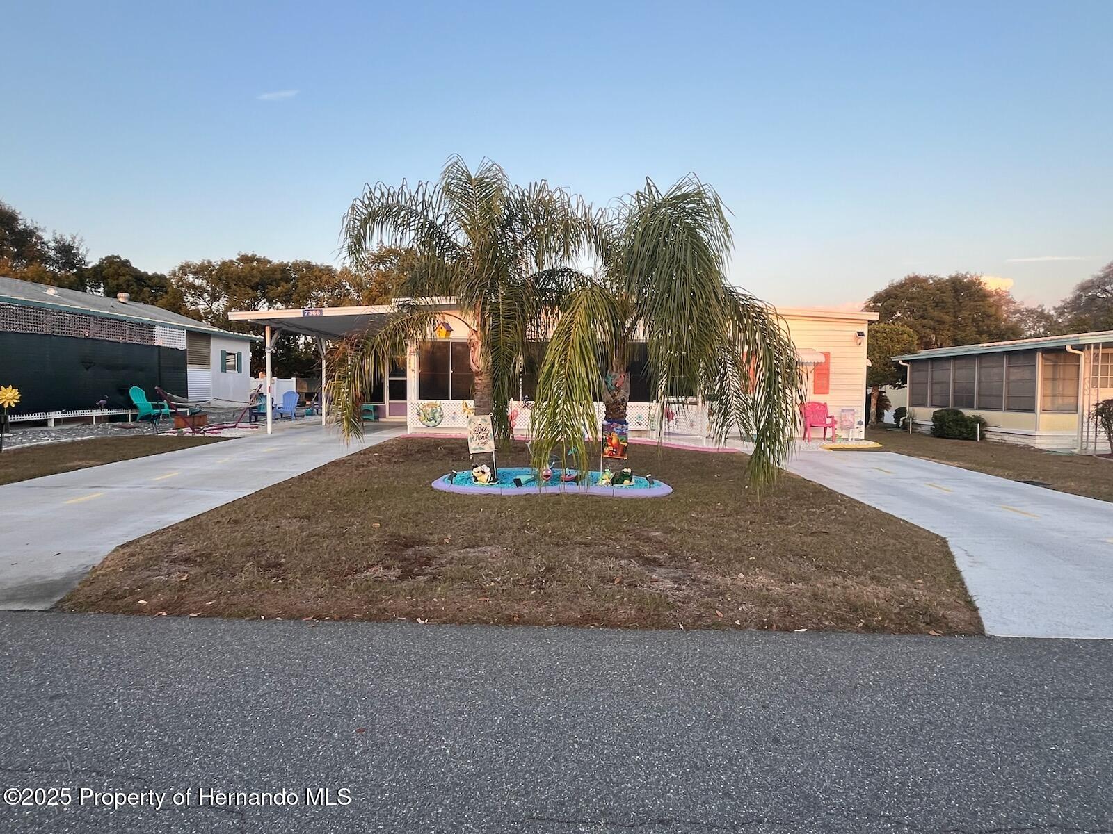 7366 First Loop Avenue, Brooksville, Florida image 1