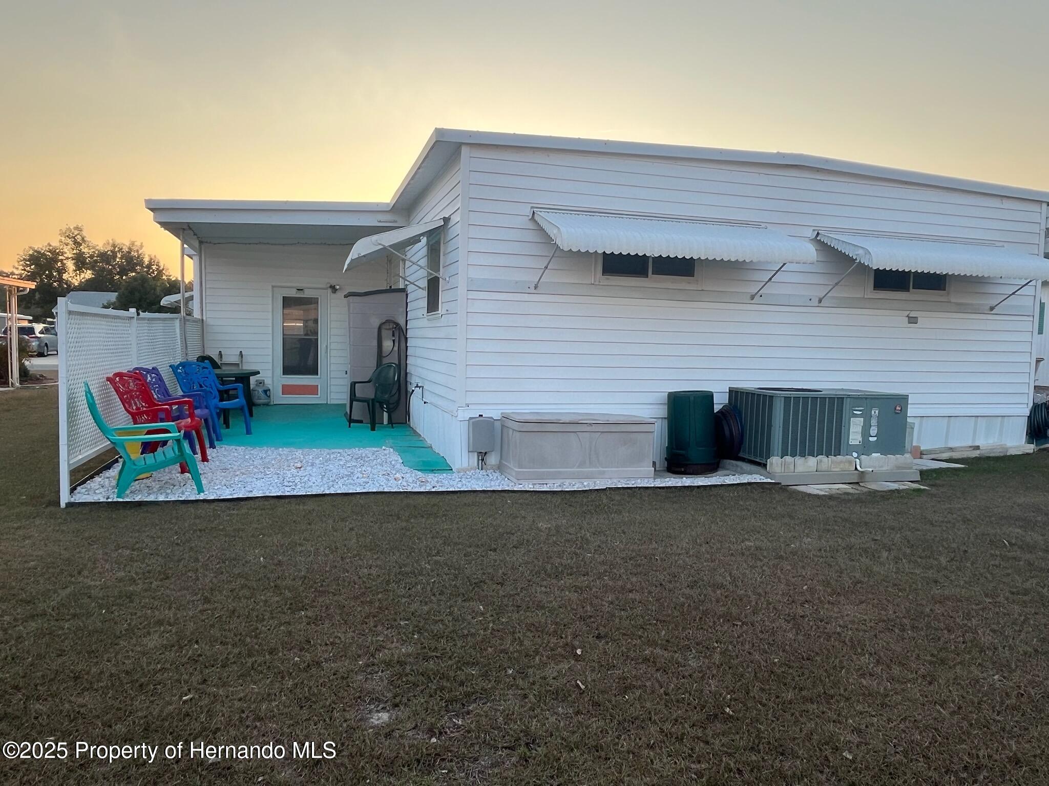 7366 First Loop Avenue, Brooksville, Florida image 38