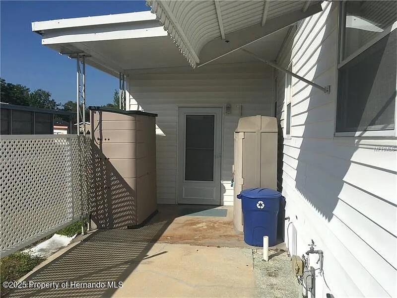 7366 First Loop Avenue, Brooksville, Florida image 35