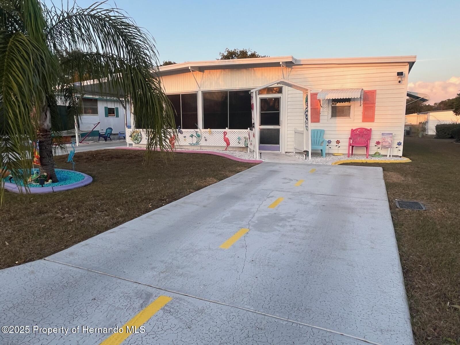 7366 First Loop Avenue, Brooksville, Florida image 3