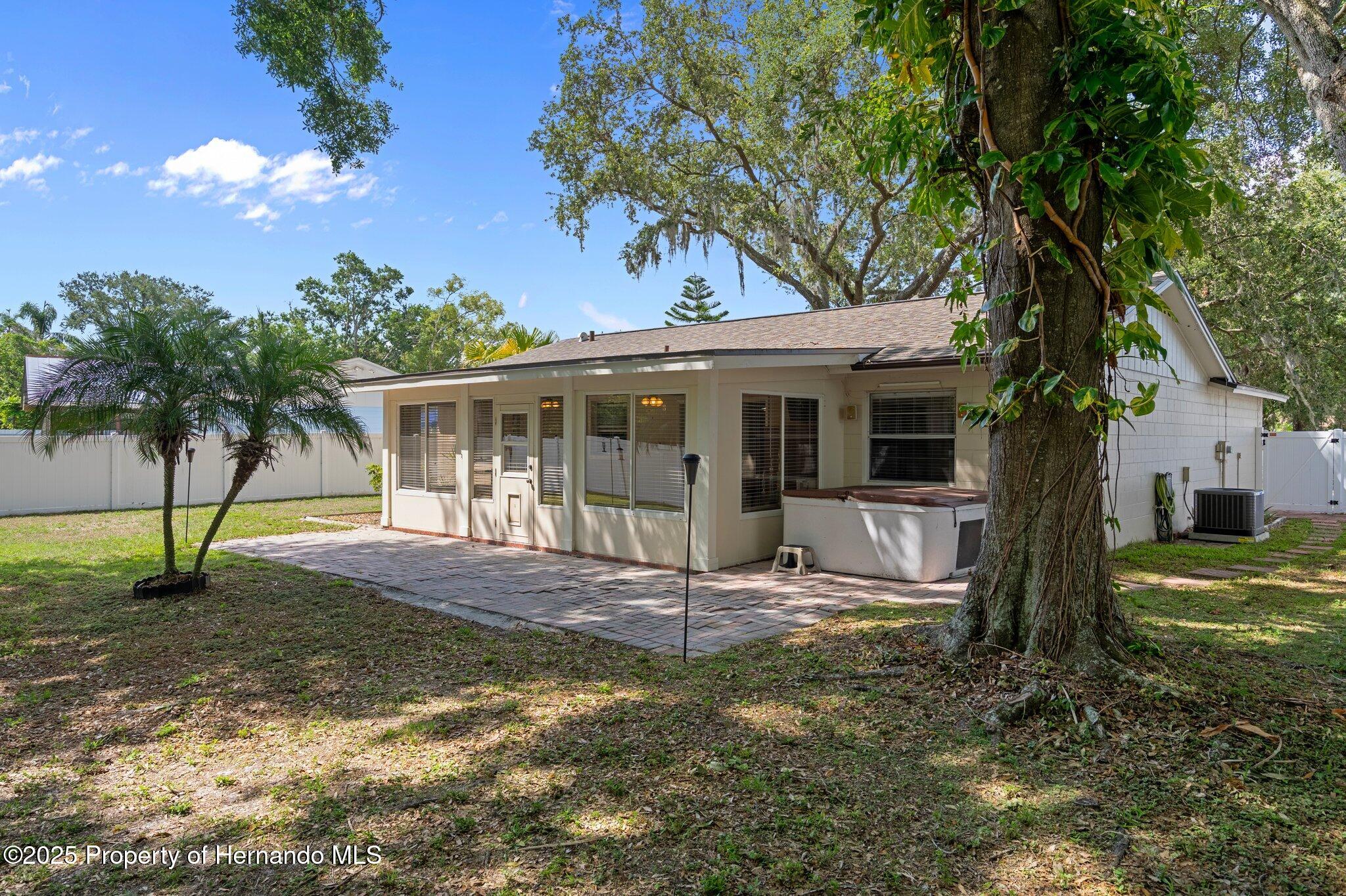 13923 Pathfinder Drive, Tampa, Florida image 43