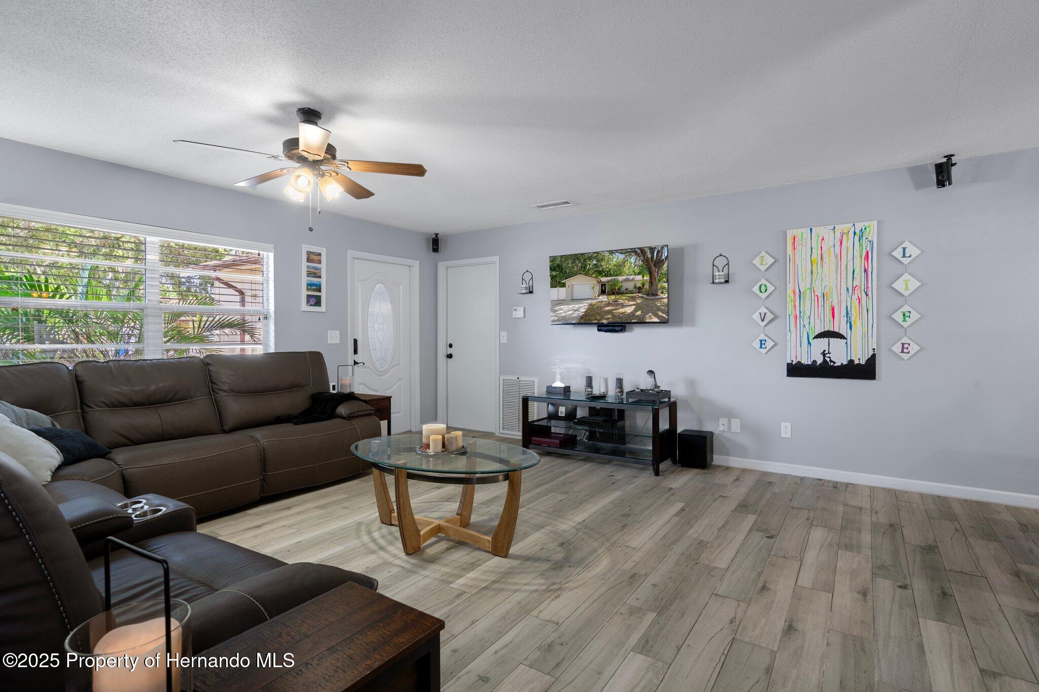 13923 Pathfinder Drive, Tampa, Florida image 17