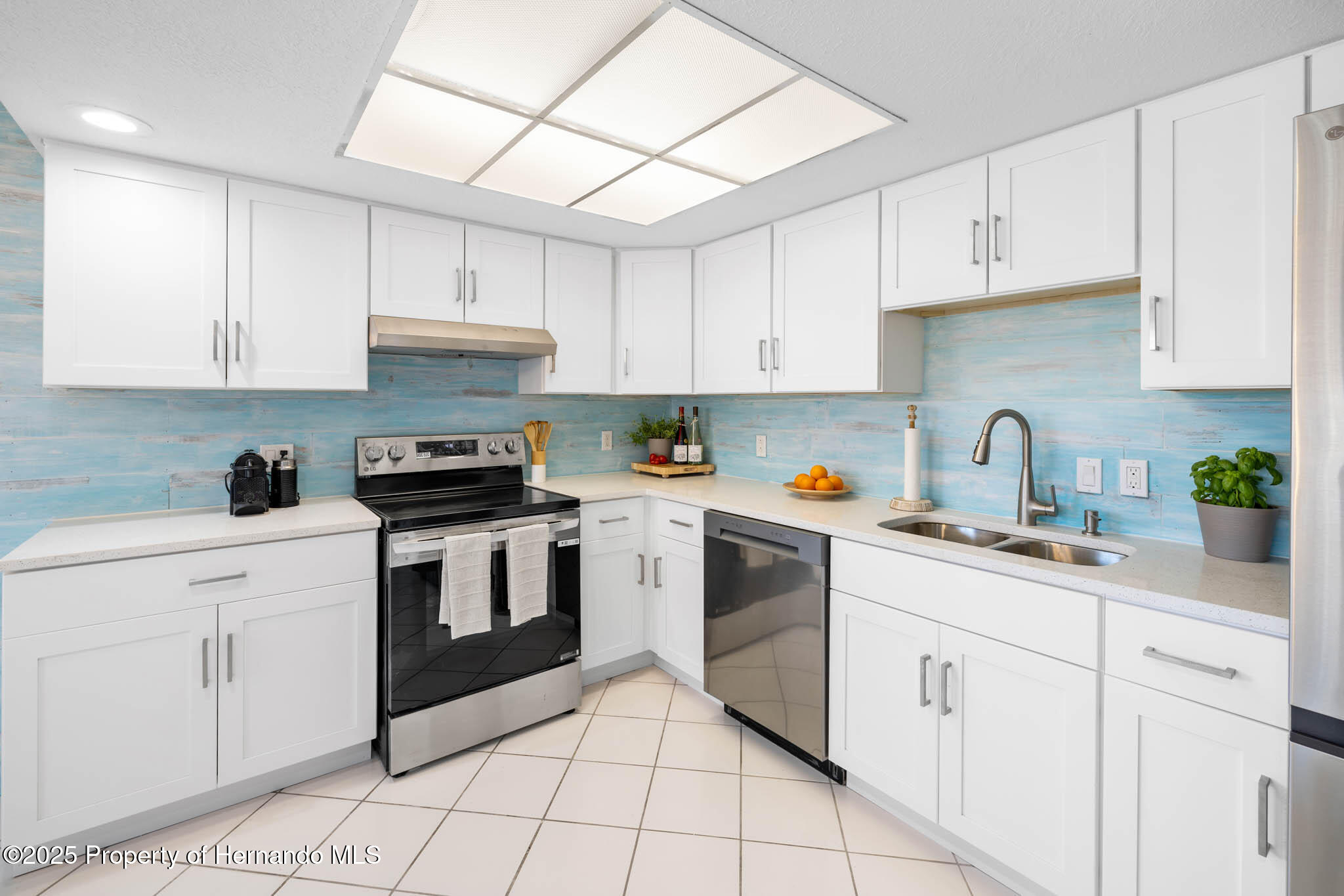 3515 Centavo Court, HERNANDO BEACH, Florida image 12