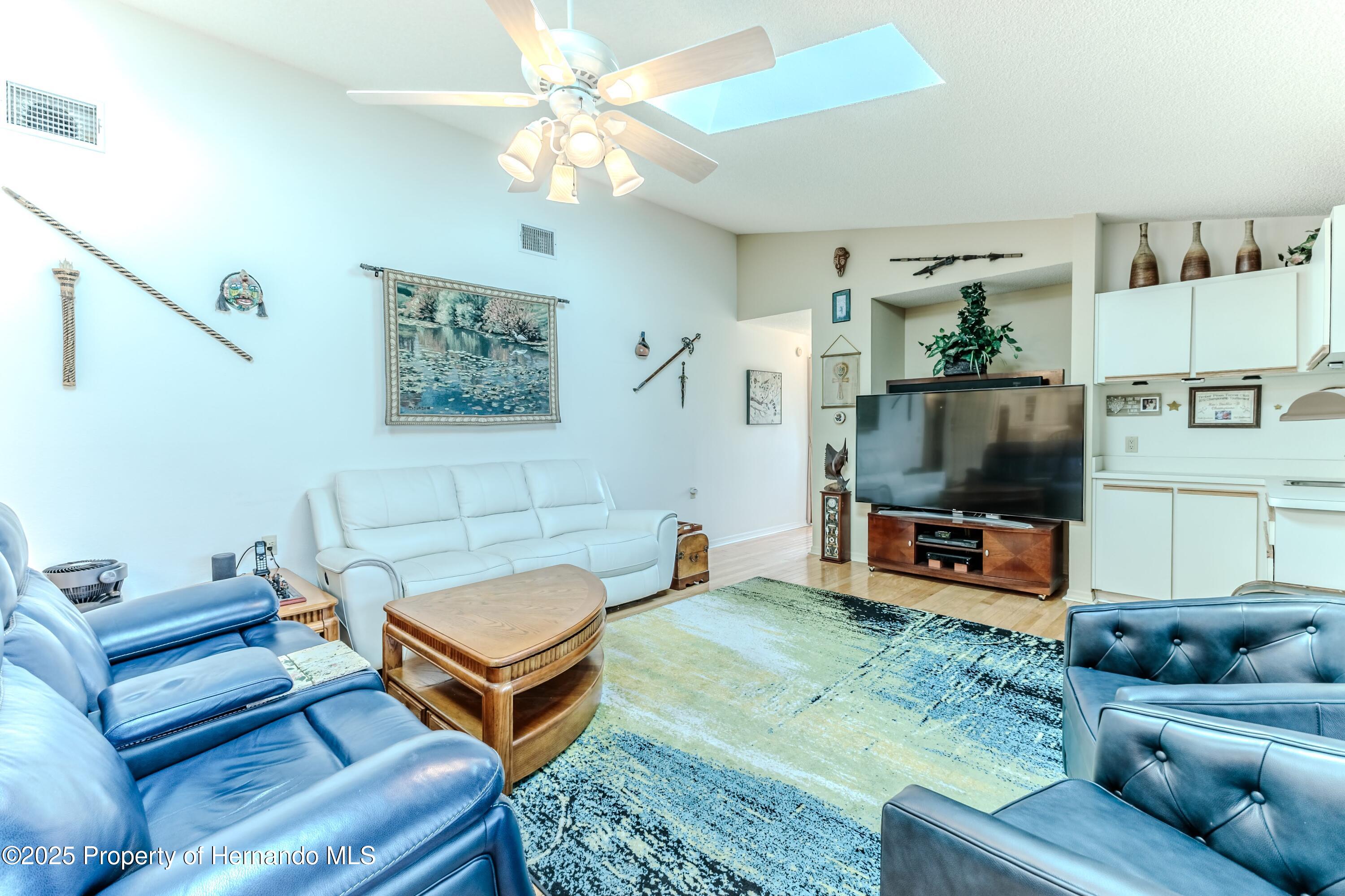 8132 Summersong Court, Spring Hill, Florida image 31