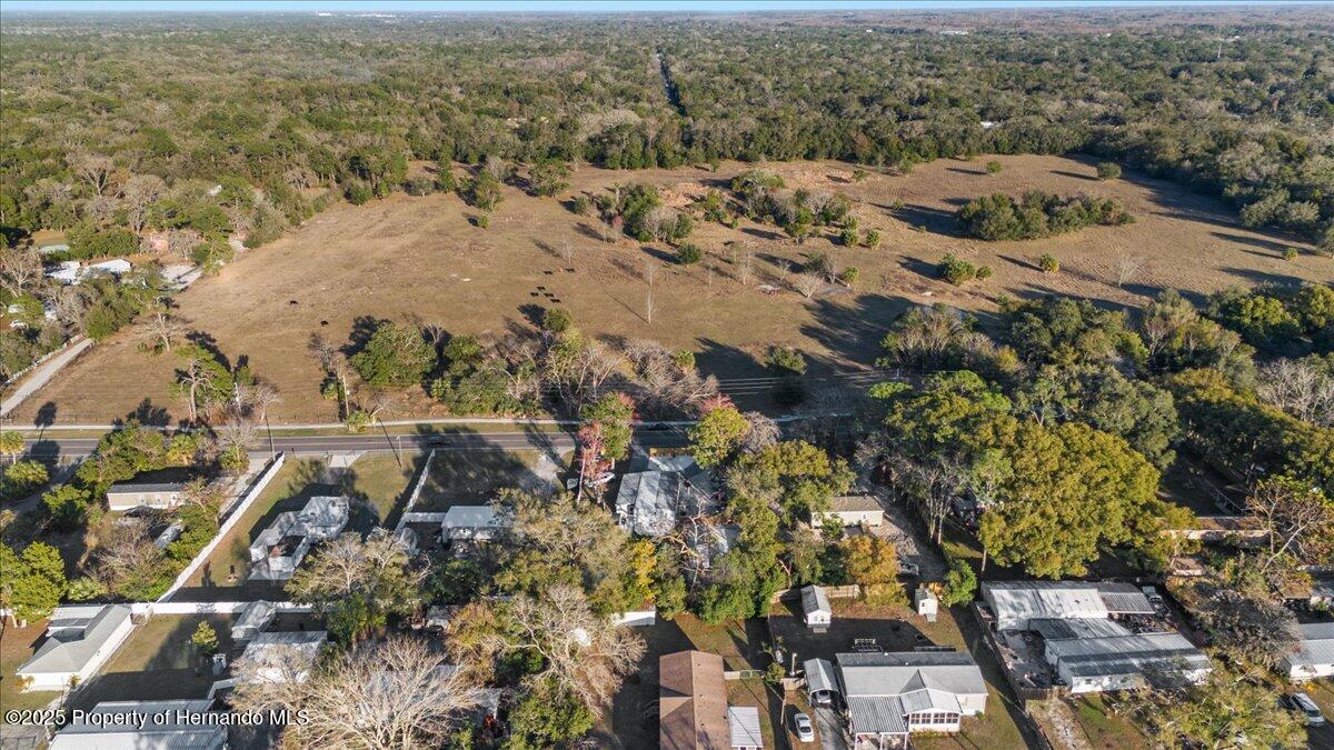 12905 Hicks Road, Hudson, Florida image 50