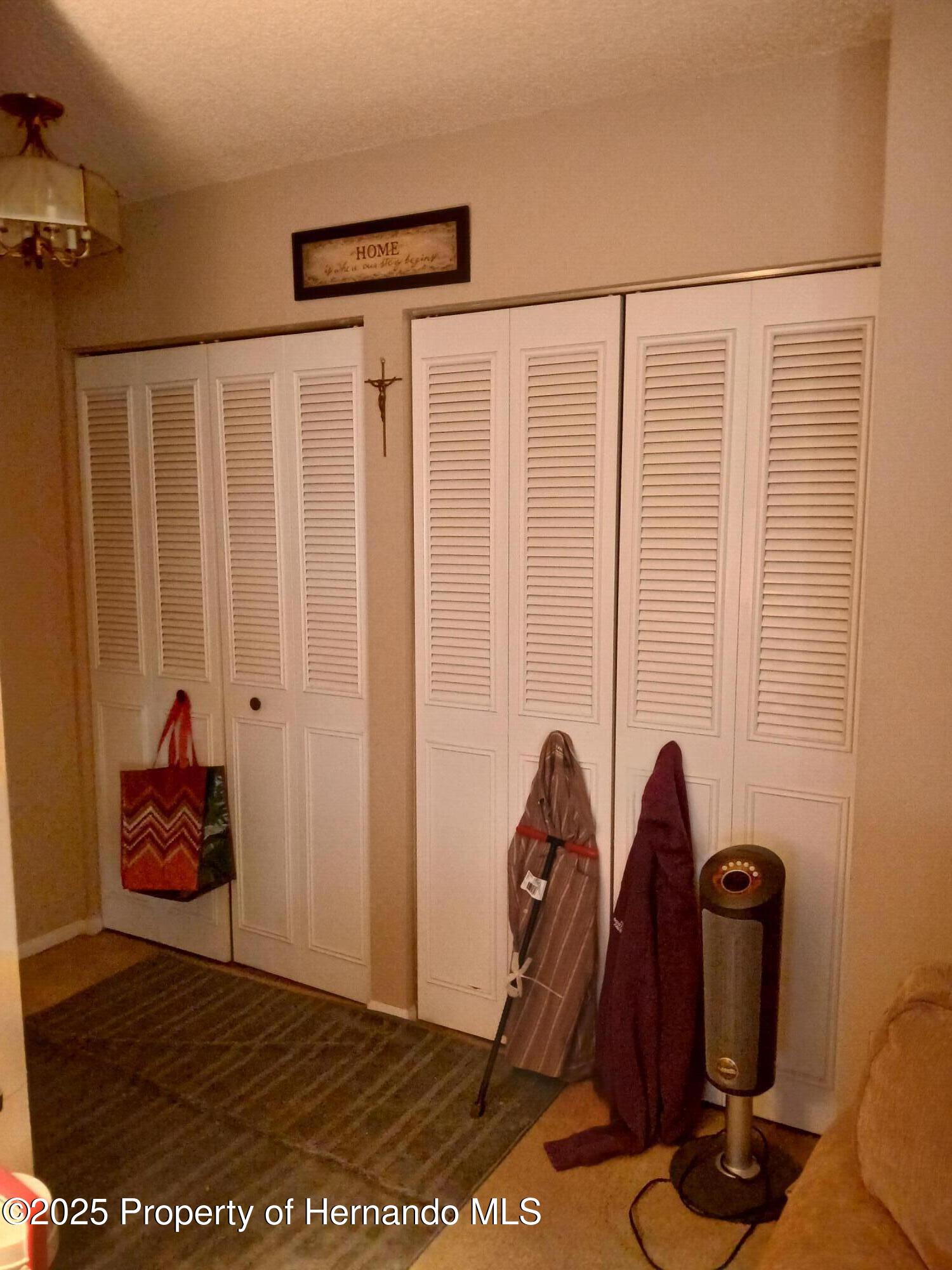 7404 Acorn Circle, Spring Hill, Florida image 14