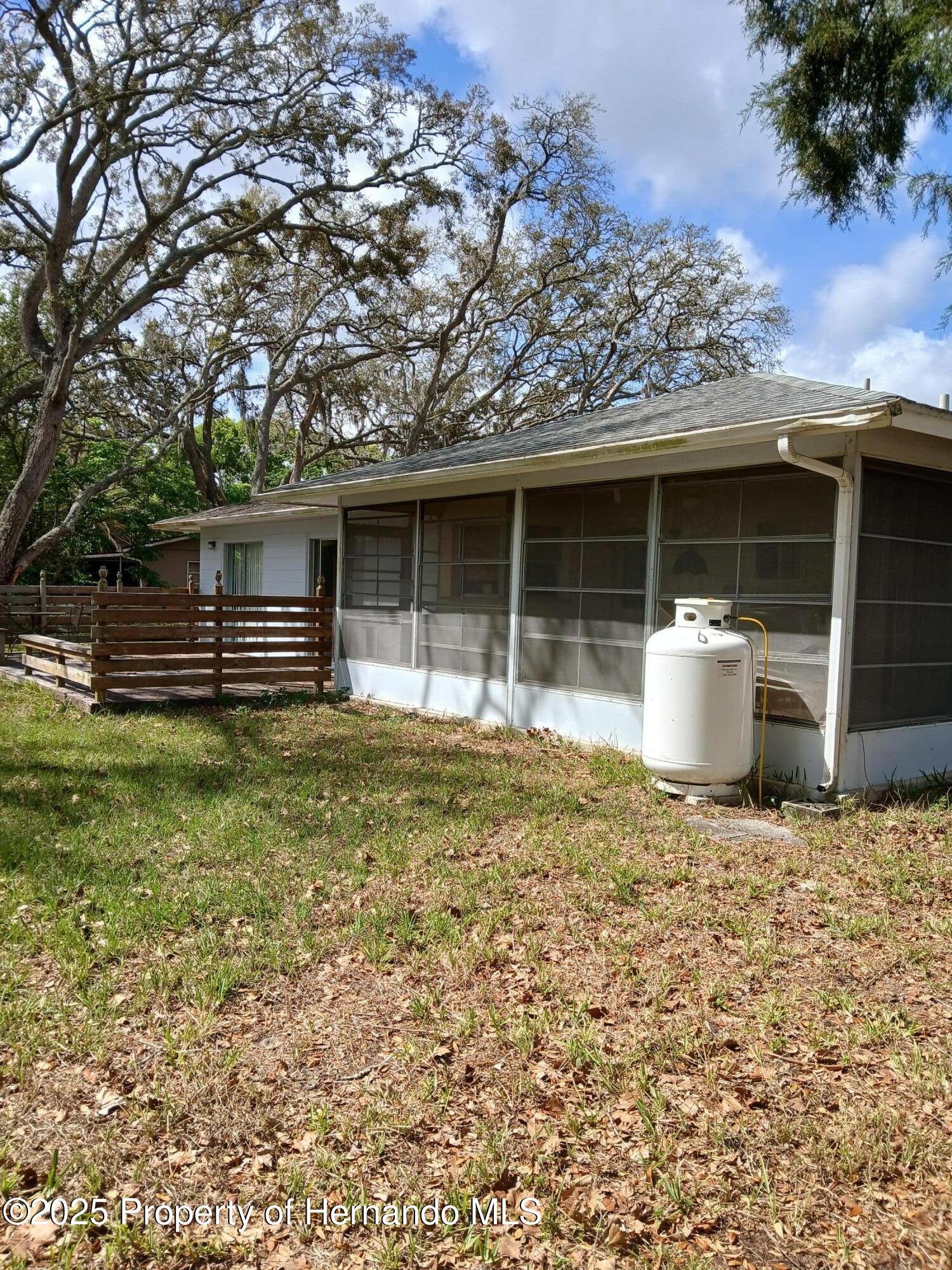 7404 Acorn Circle, Spring Hill, Florida image 5