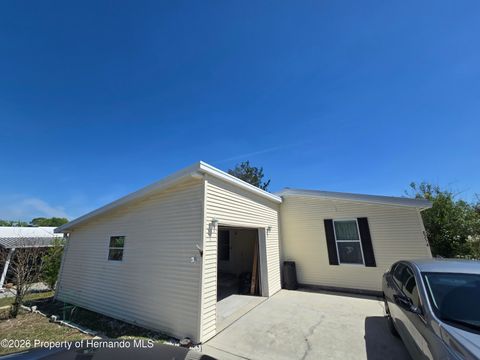 8254 Weatherford Avenue Brooksville FL 34613