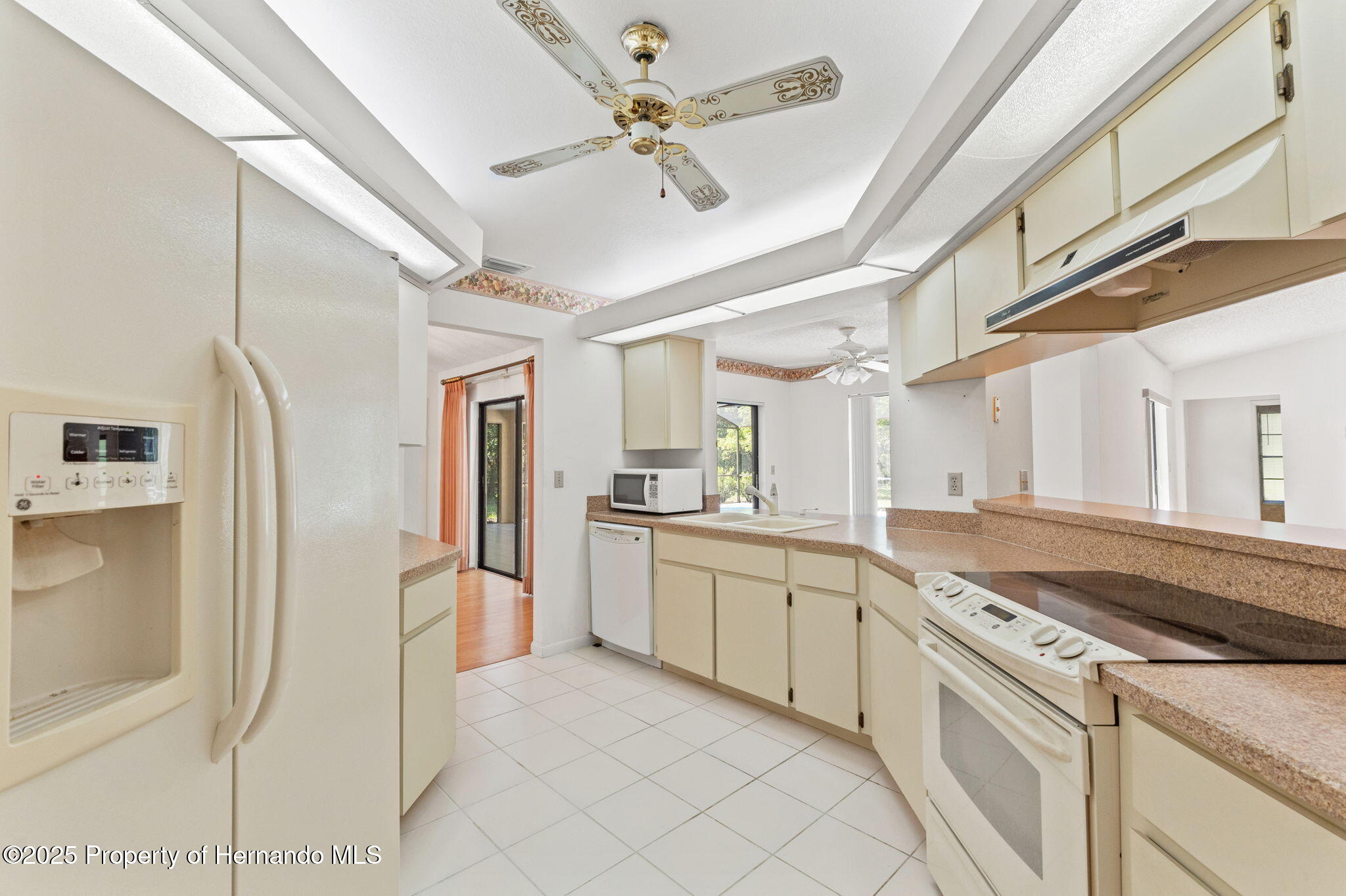1379 Matthew Avenue, Spring Hill, Florida image 16