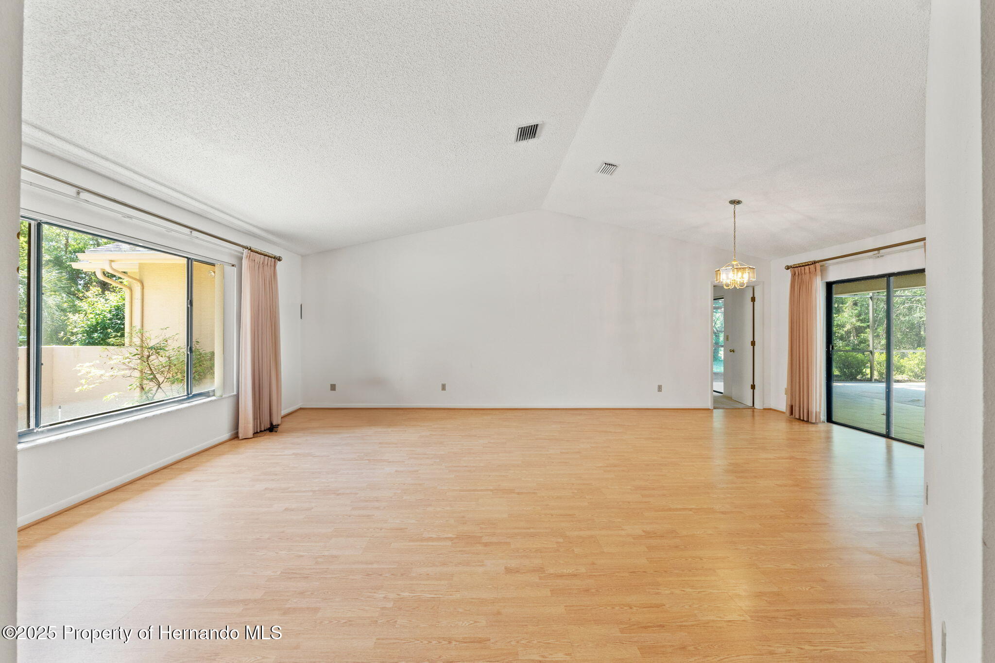 1379 Matthew Avenue, Spring Hill, Florida image 11