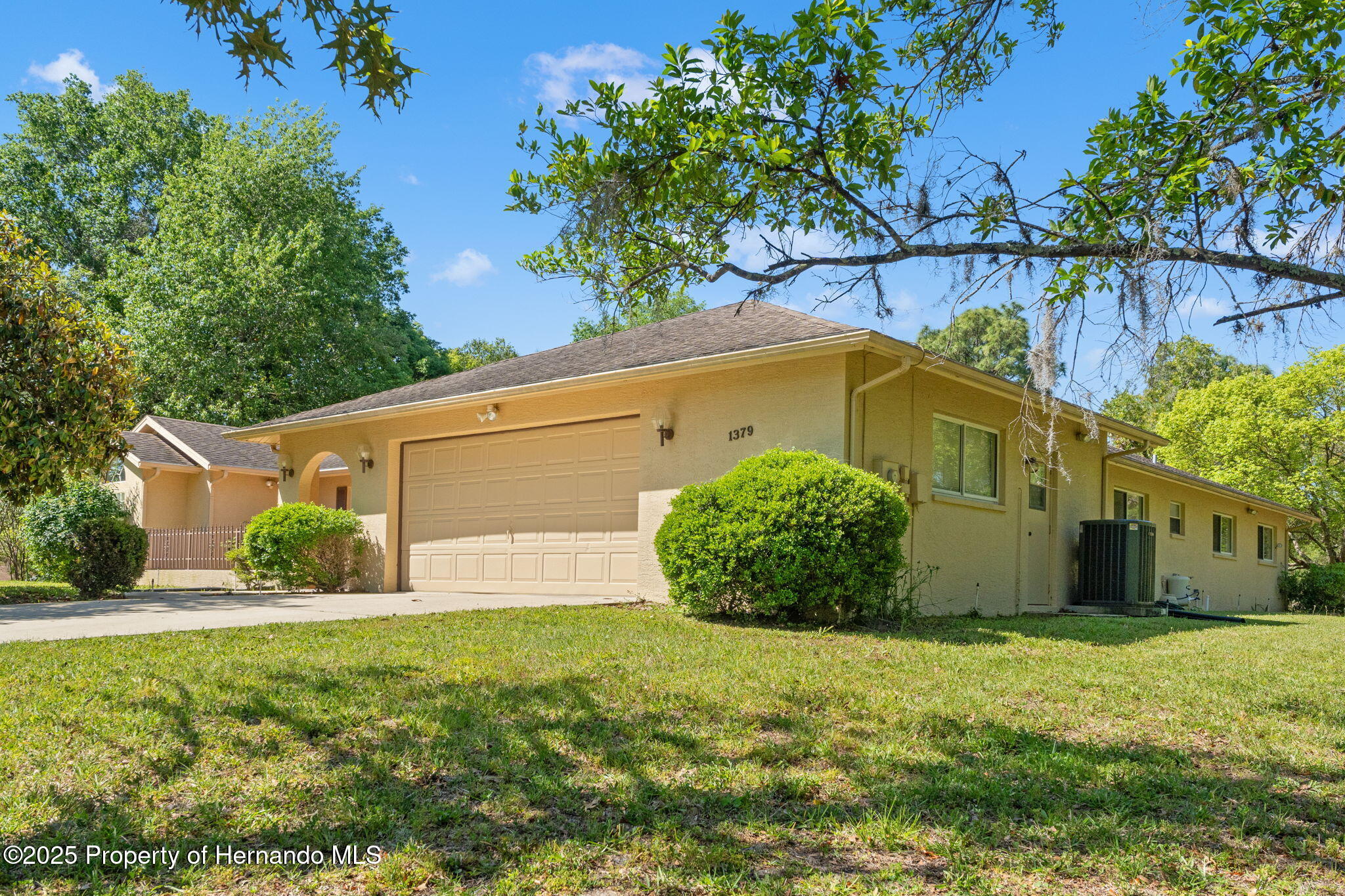 1379 Matthew Avenue, Spring Hill, Florida image 2