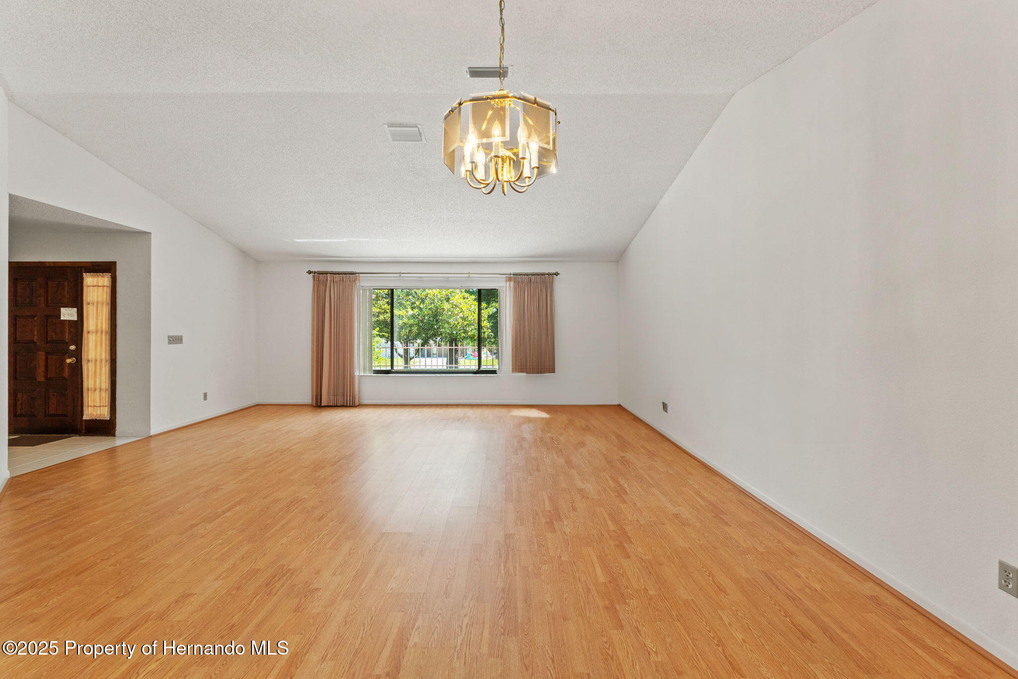 1379 Matthew Avenue, Spring Hill, Florida image 10