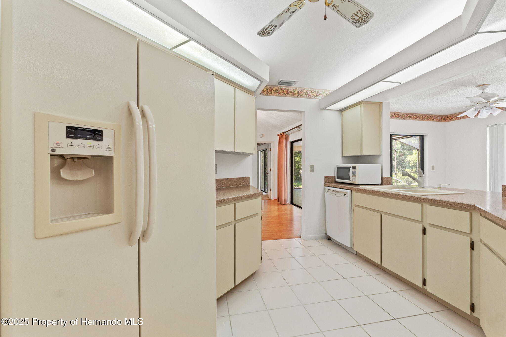 1379 Matthew Avenue, Spring Hill, Florida image 15