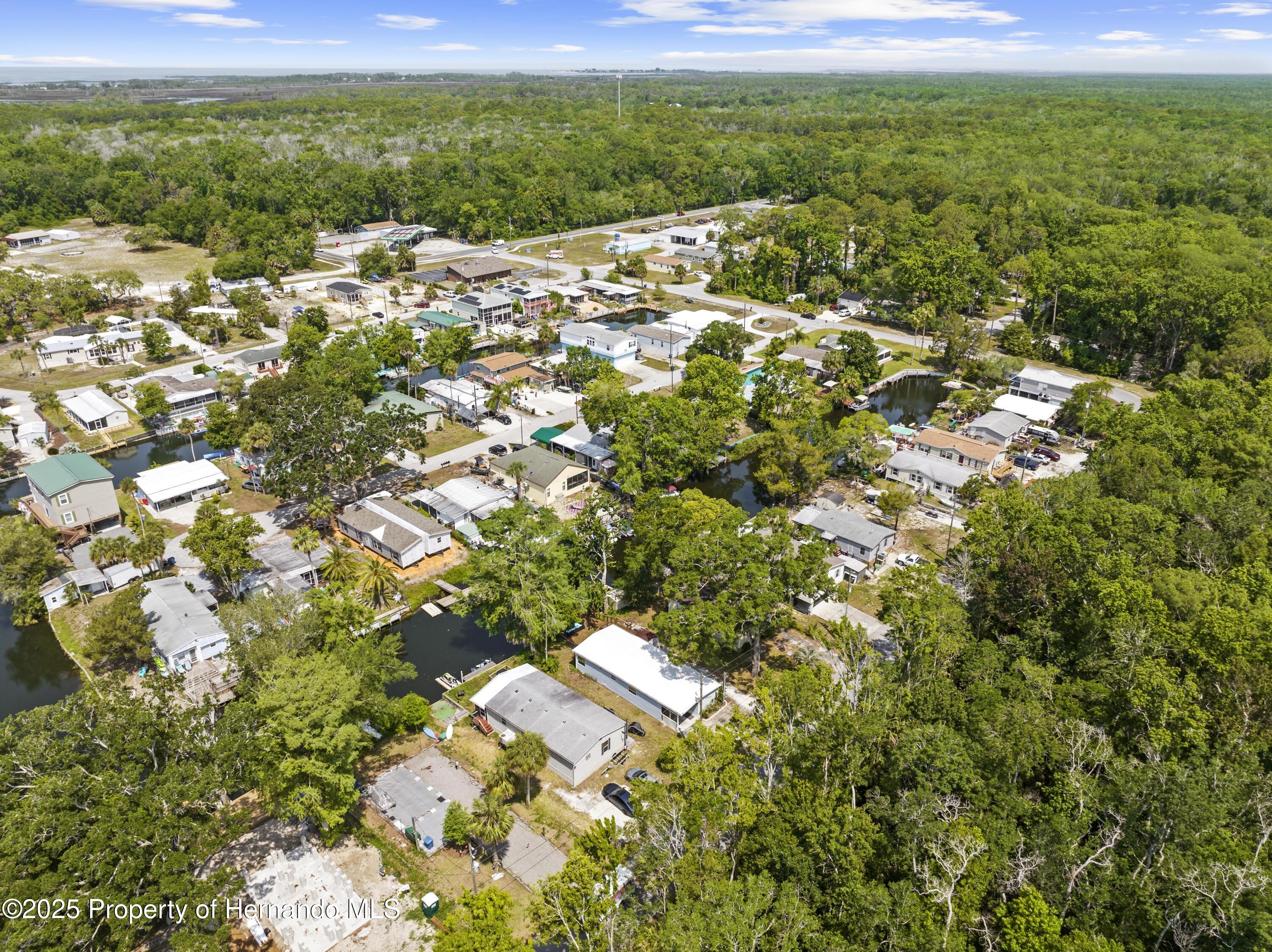 6380 Richard Drive, Weeki Wachee, Florida image 15