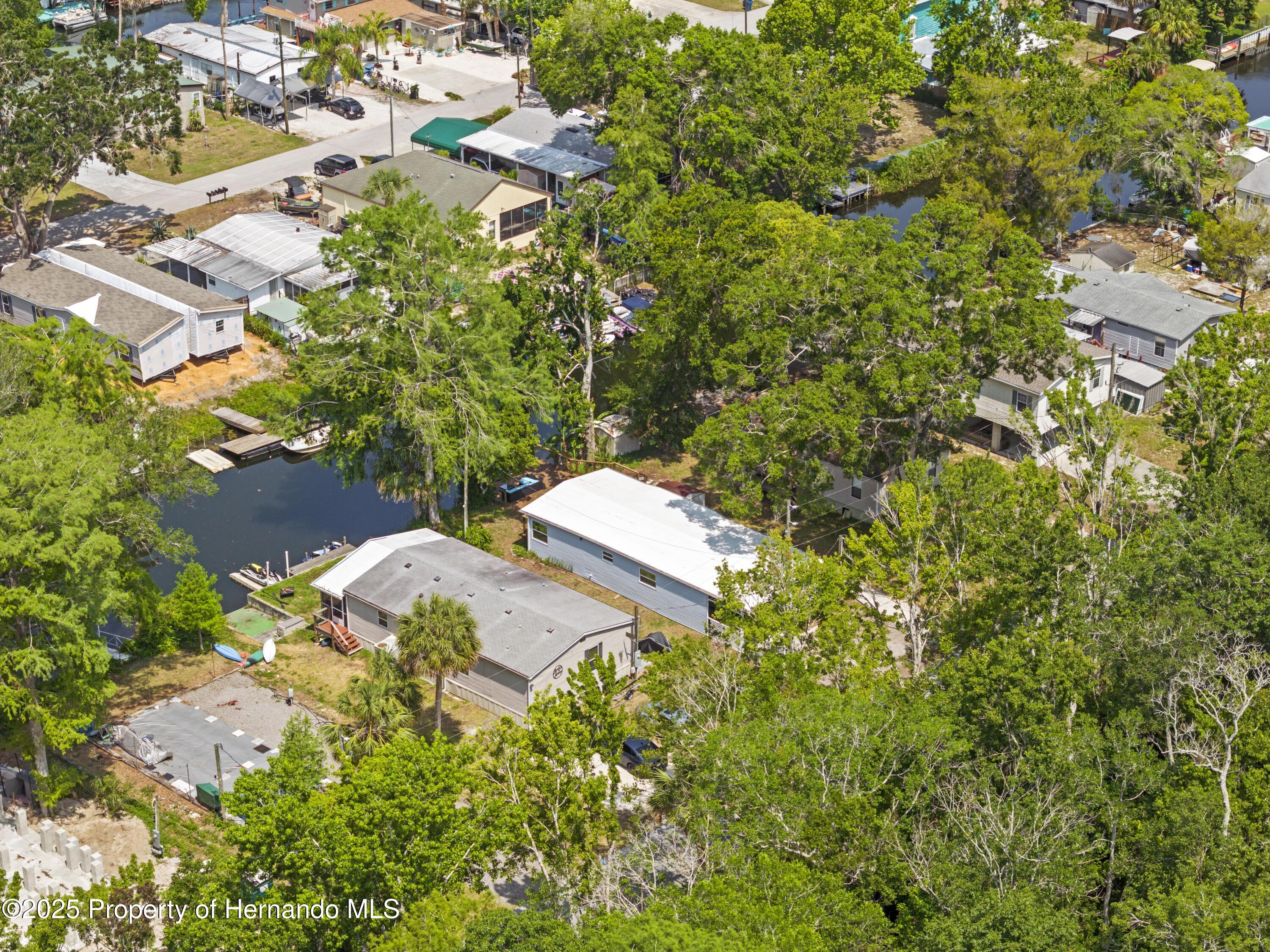 6380 Richard Drive, Weeki Wachee, Florida image 14