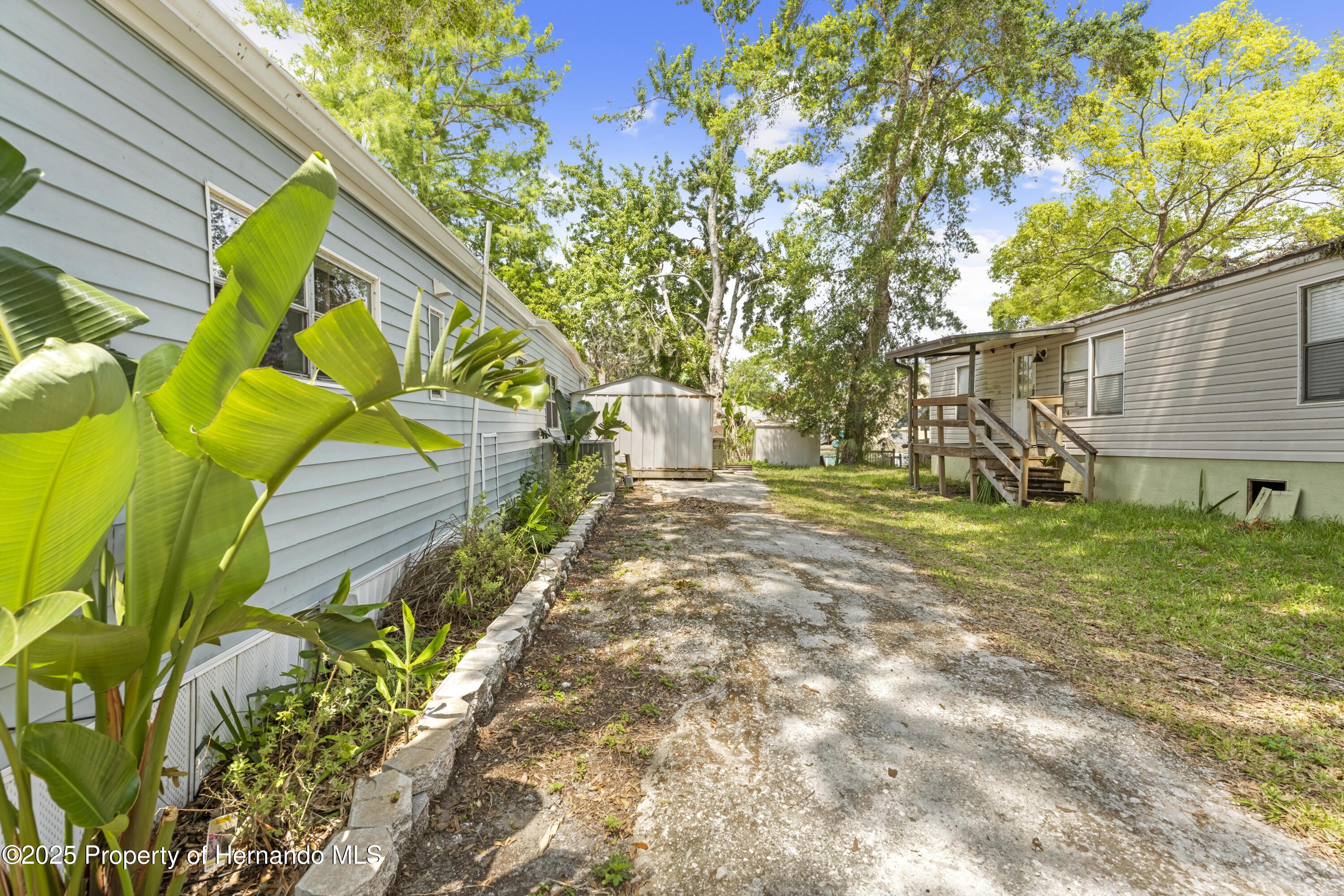 6380 Richard Drive, Weeki Wachee, Florida image 7