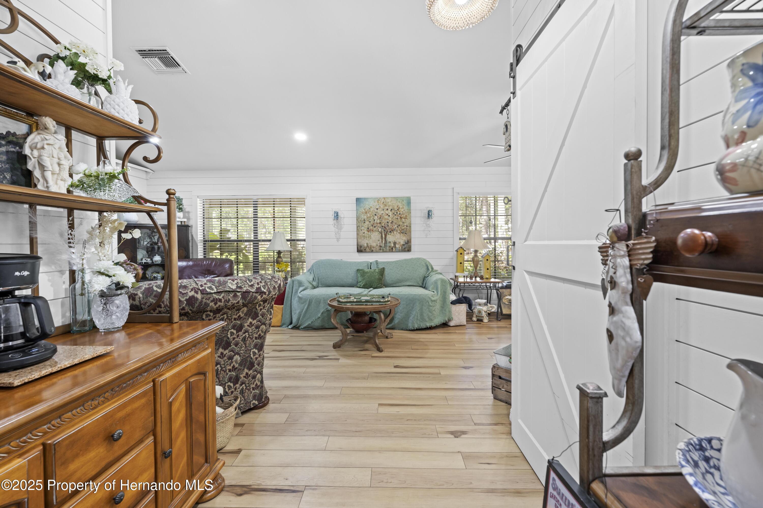 20354 Gamble Drive, Brooksville, Florida image 27