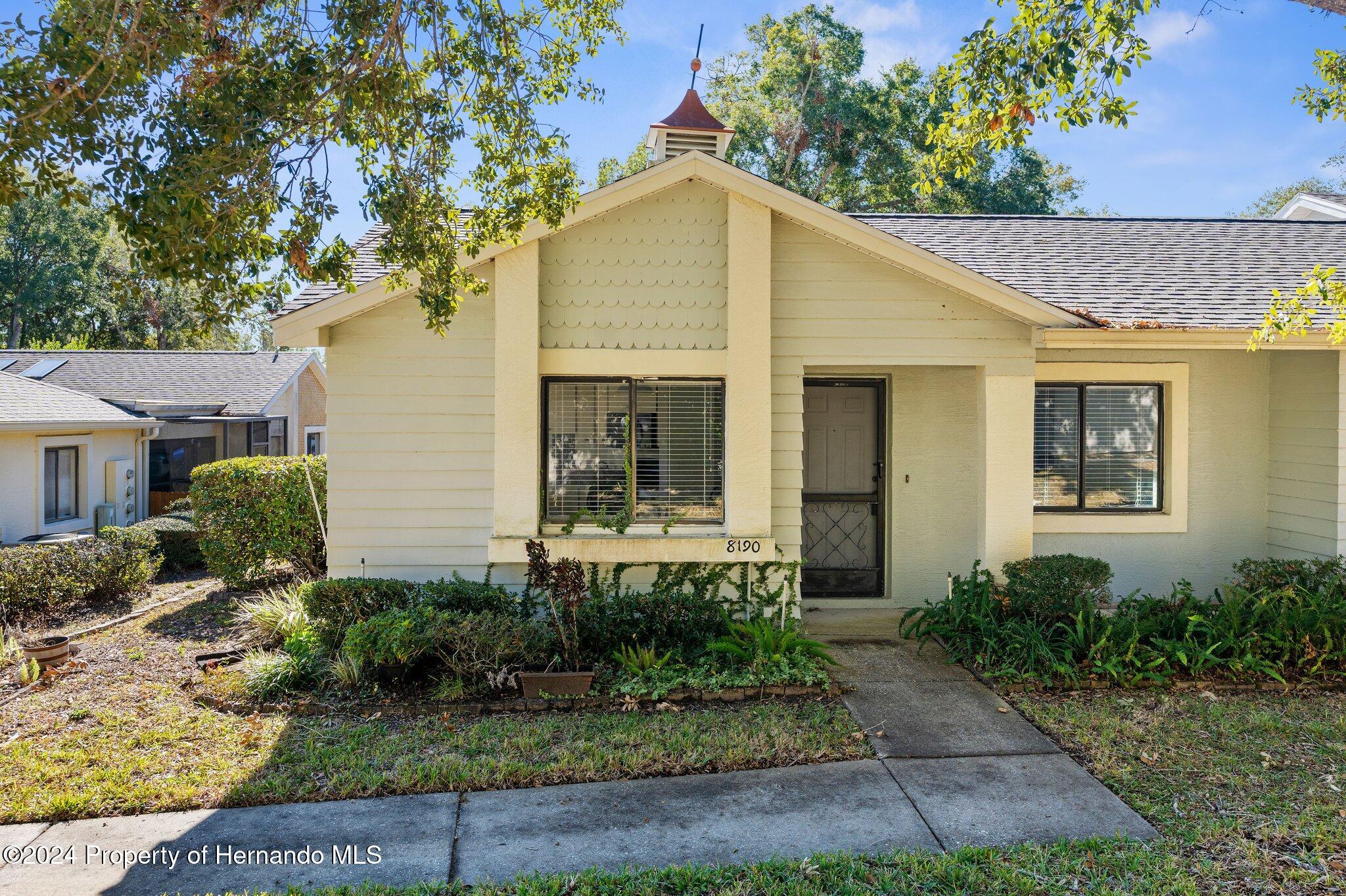 8190 Sturbridge Court, Weeki Wachee, Florida image 1