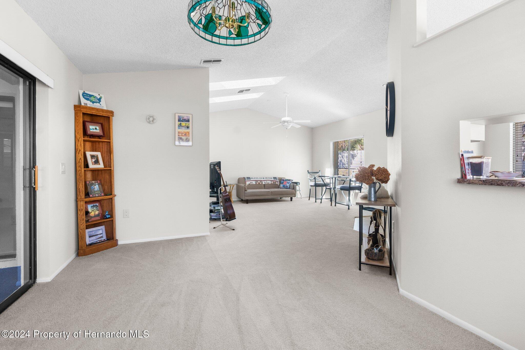8190 Sturbridge Court, Weeki Wachee, Florida image 10