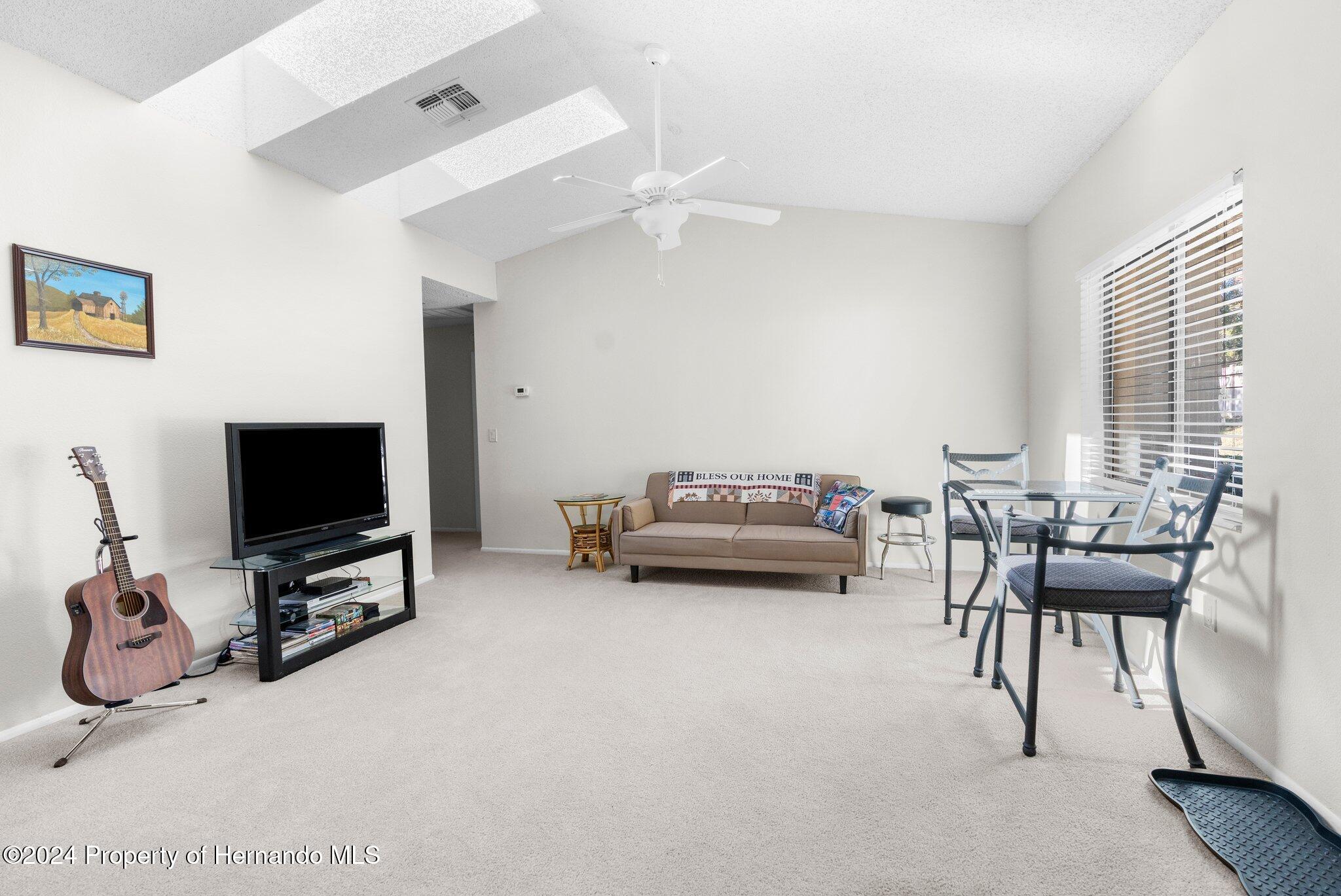 8190 Sturbridge Court, Weeki Wachee, Florida image 11