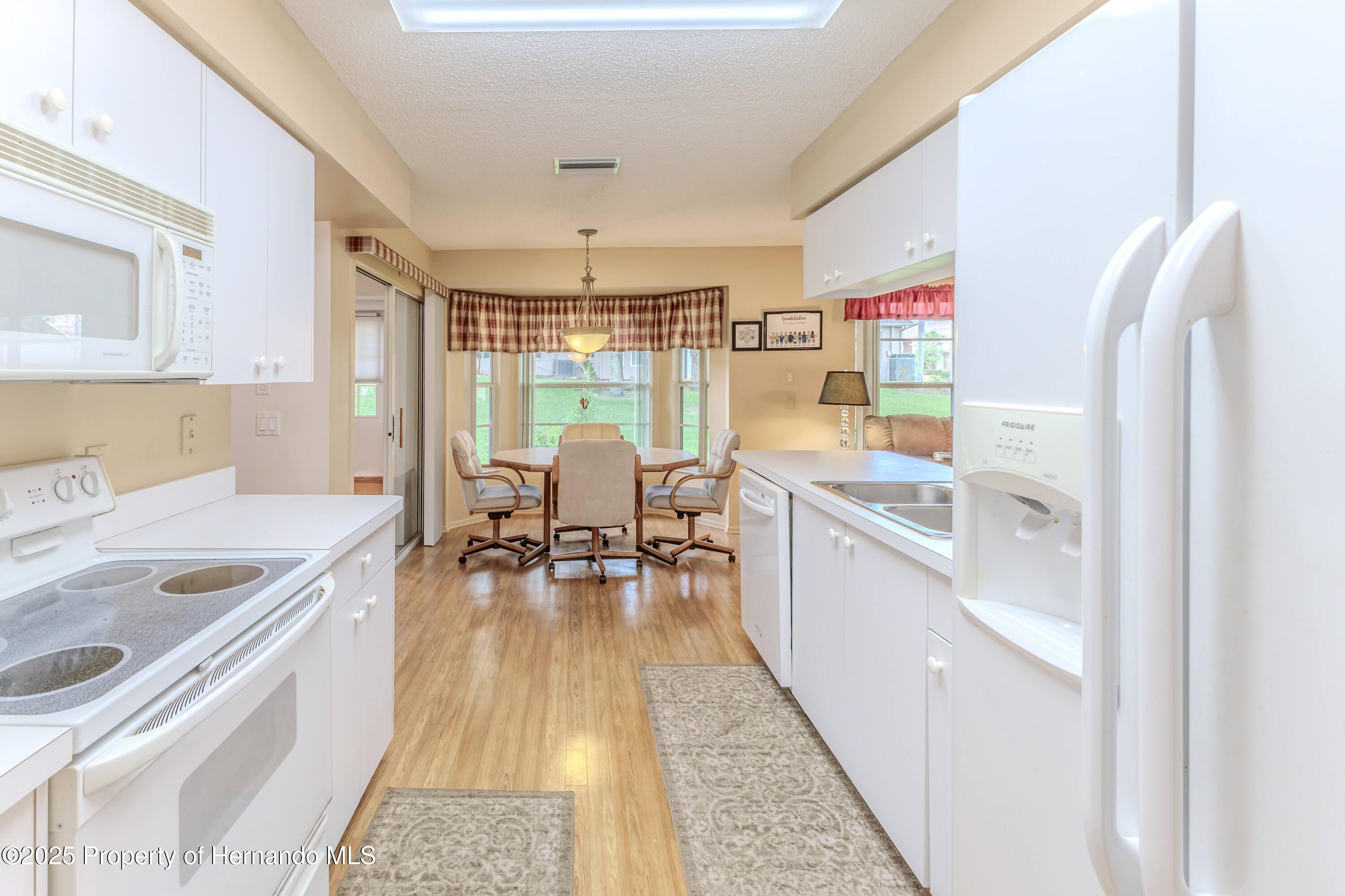 7392 Willow Brook Drive, Spring Hill, Florida image 22