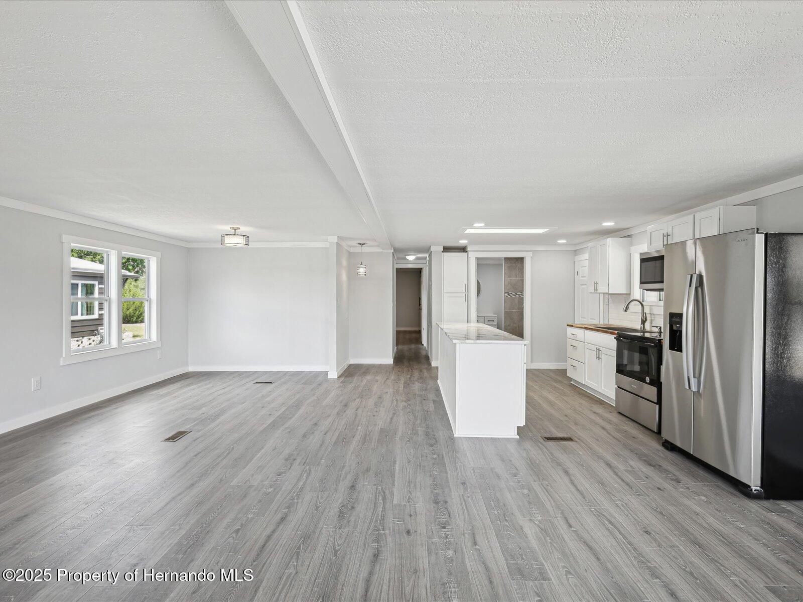 8427 Weatherford Avenue, Brooksville, Florida image 6
