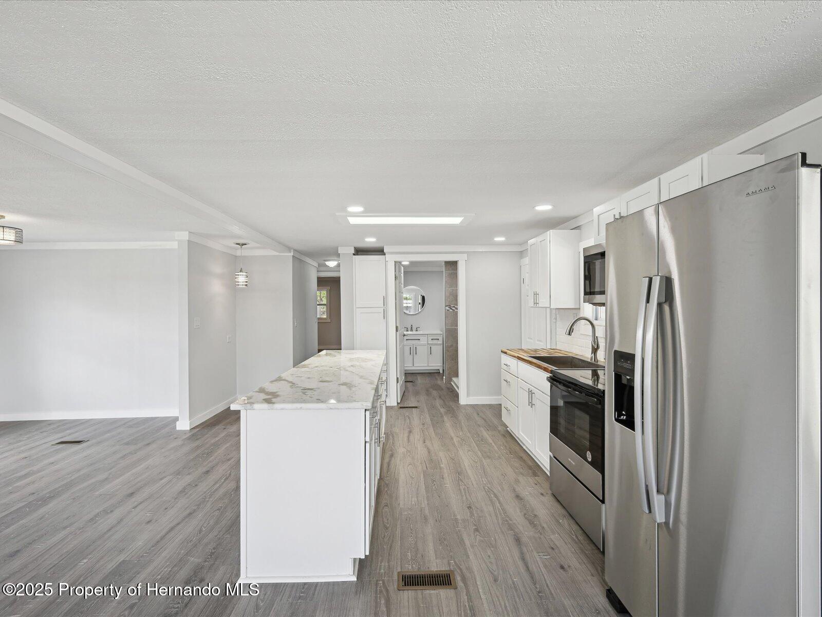 8427 Weatherford Avenue, Brooksville, Florida image 7