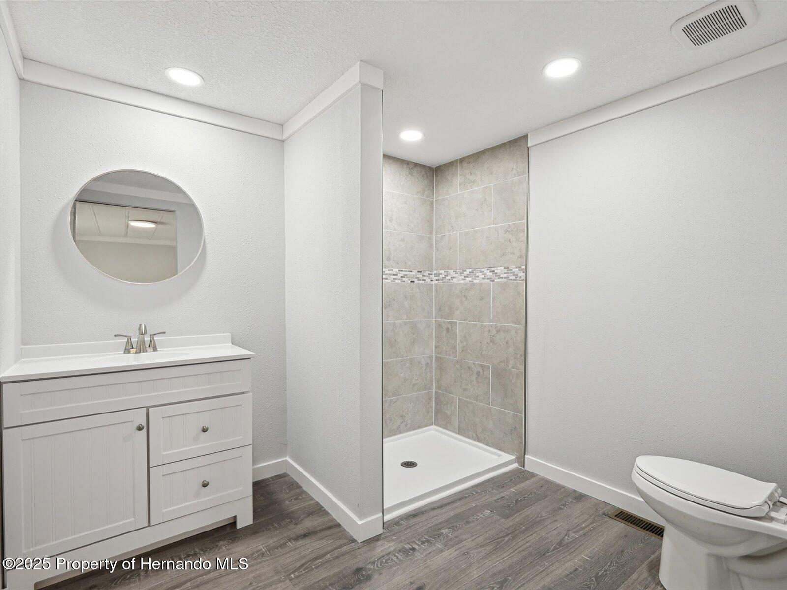 8427 Weatherford Avenue, Brooksville, Florida image 28