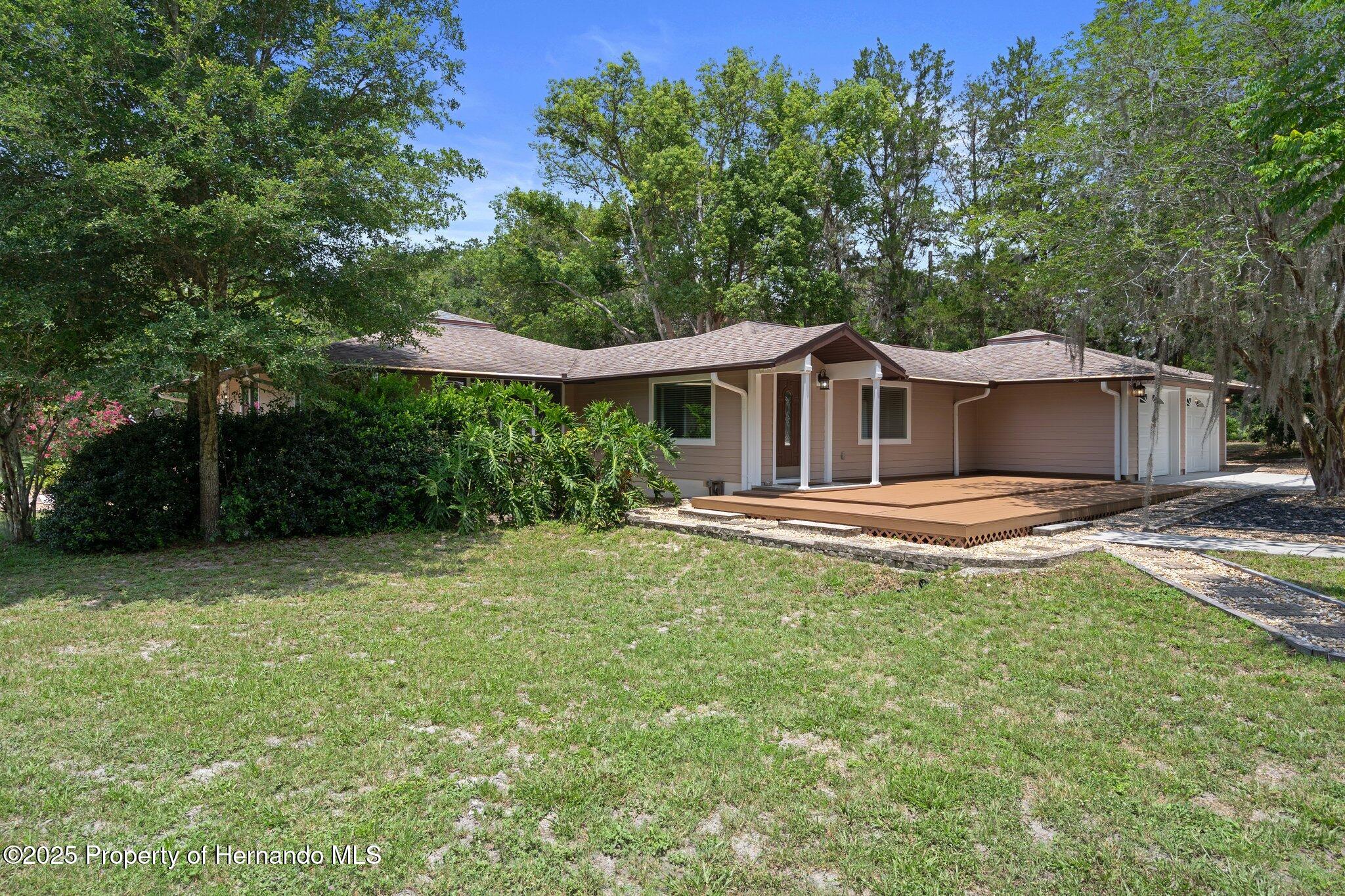 22063 Lake Lindsey Road, Brooksville, Florida image 8