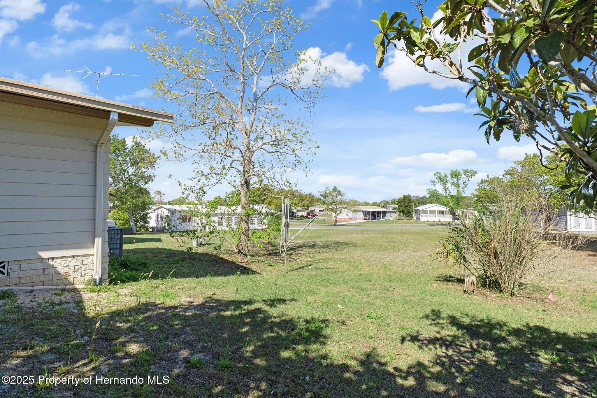 7363 Eastern Circle Drive, Brooksville, Florida image 38