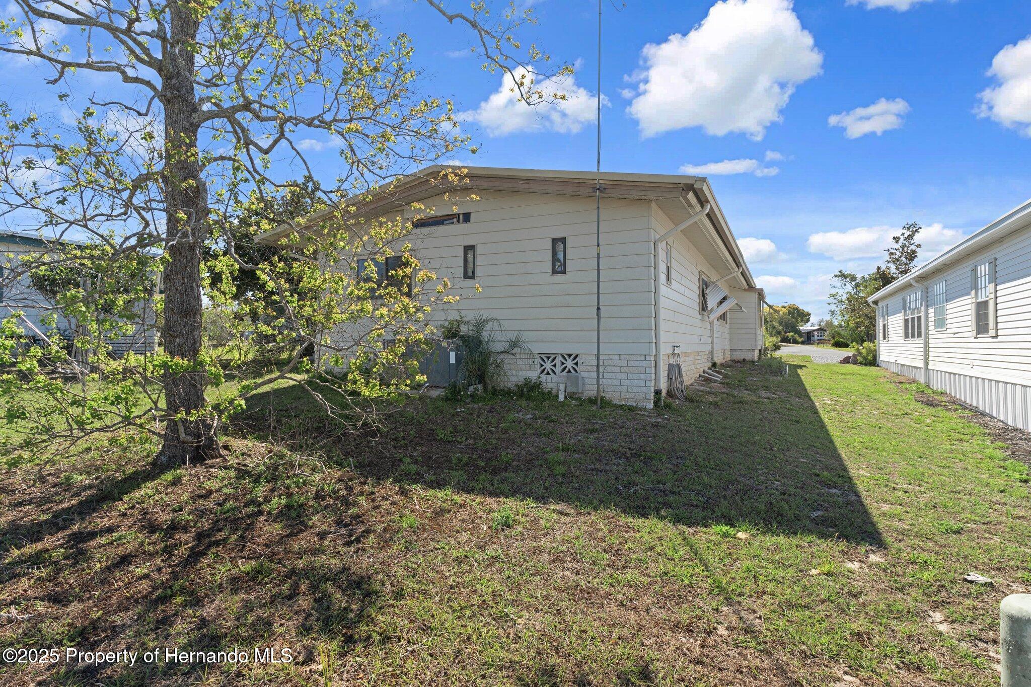 7363 Eastern Circle Drive, Brooksville, Florida image 37