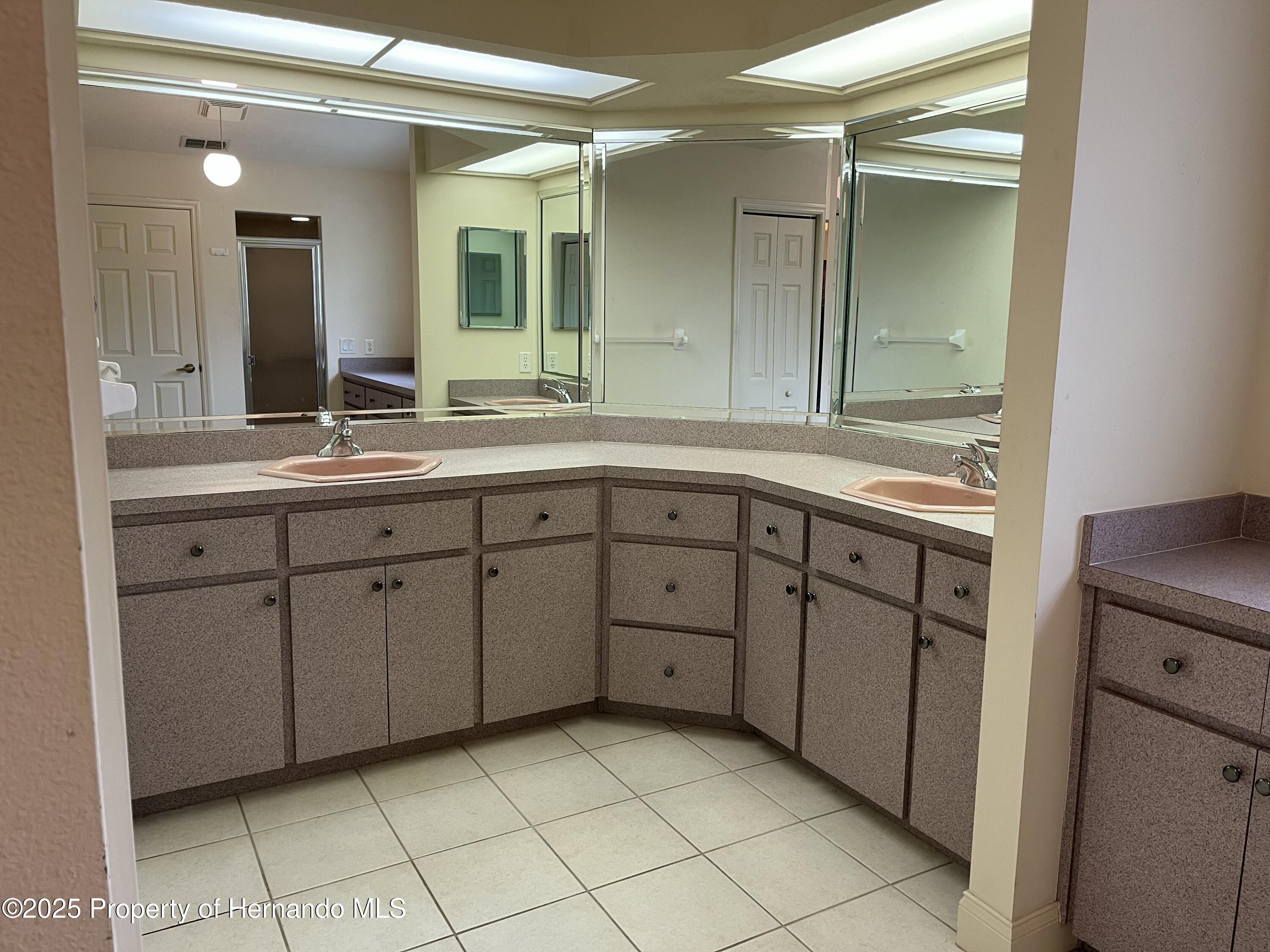 10054 Hernando Ridge Road, Weeki Wachee, Florida image 31