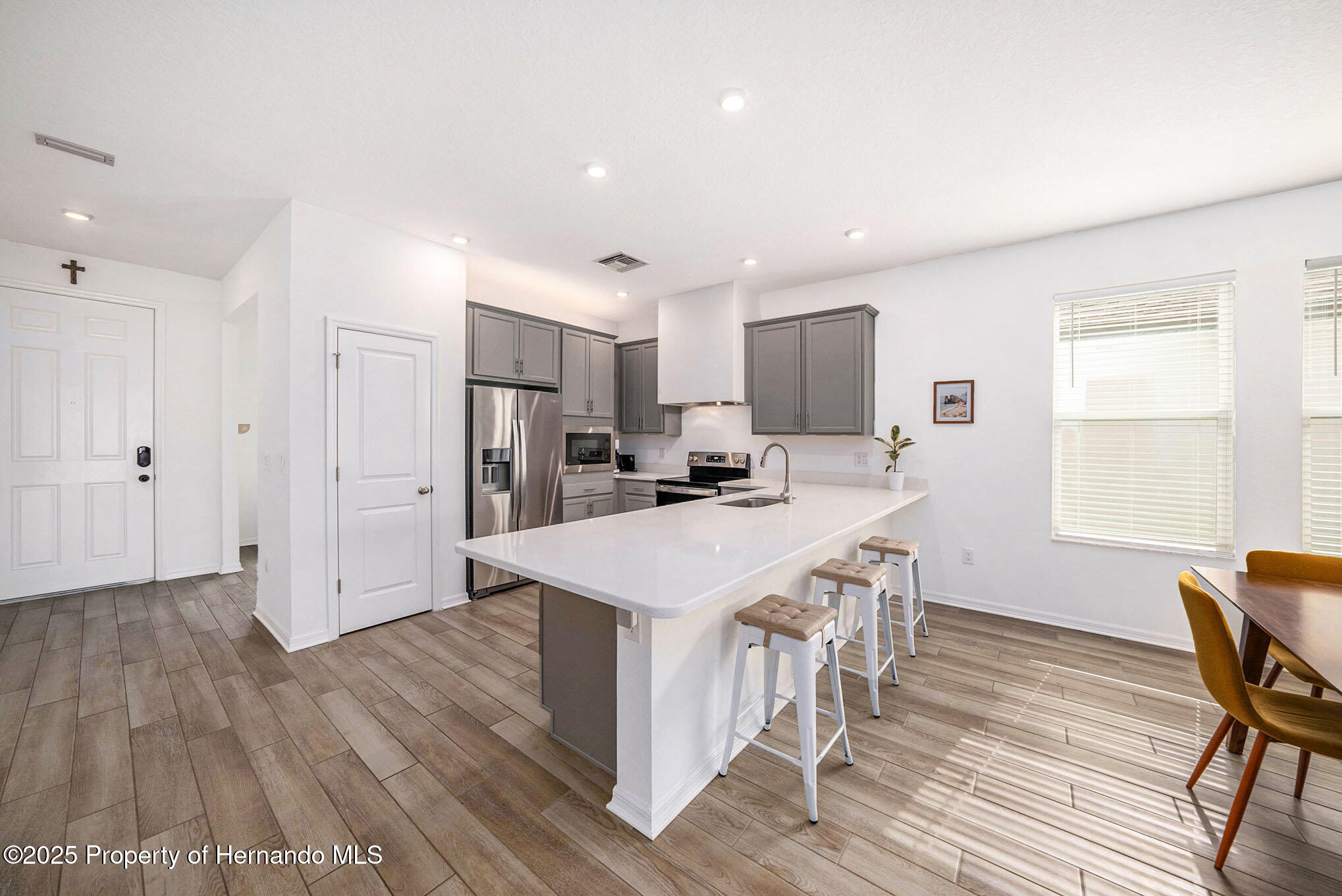 672 Old Windsor Way Way, Spring Hill, Florida image 7