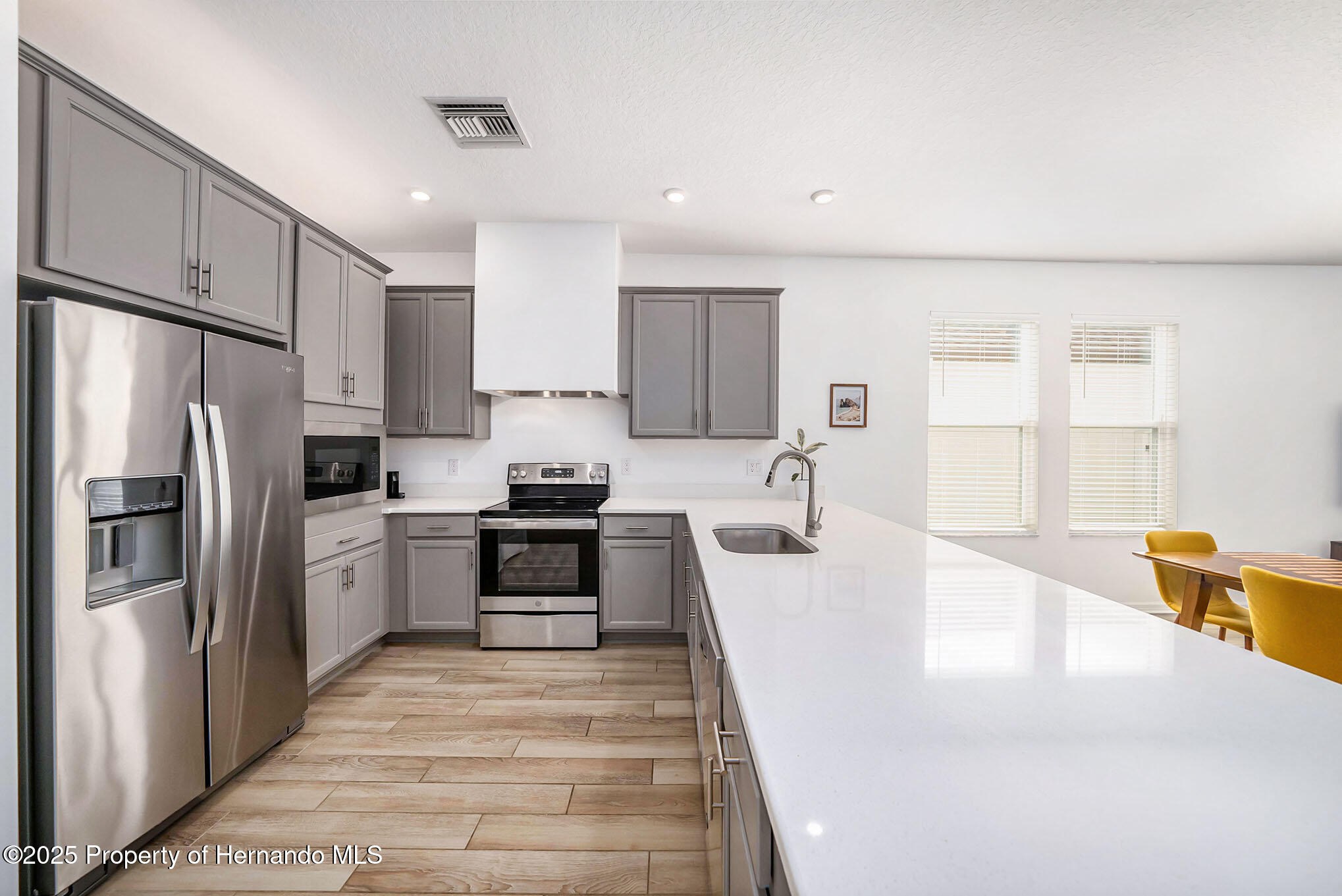 672 Old Windsor Way Way, Spring Hill, Florida image 5